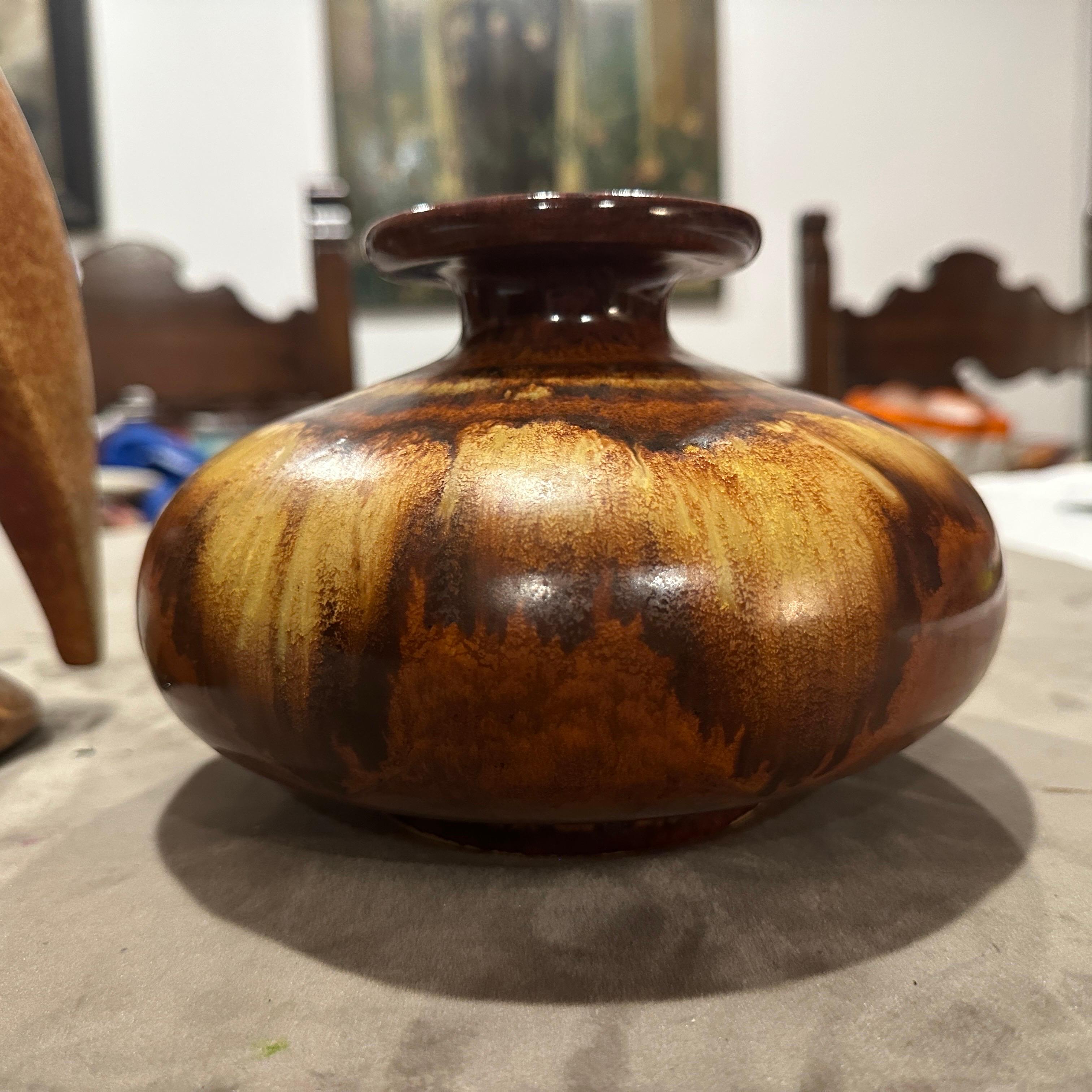 Due vasi modernisti degli anni '70 in ceramica marrone di Giovanni Bertoncello in vendita 4