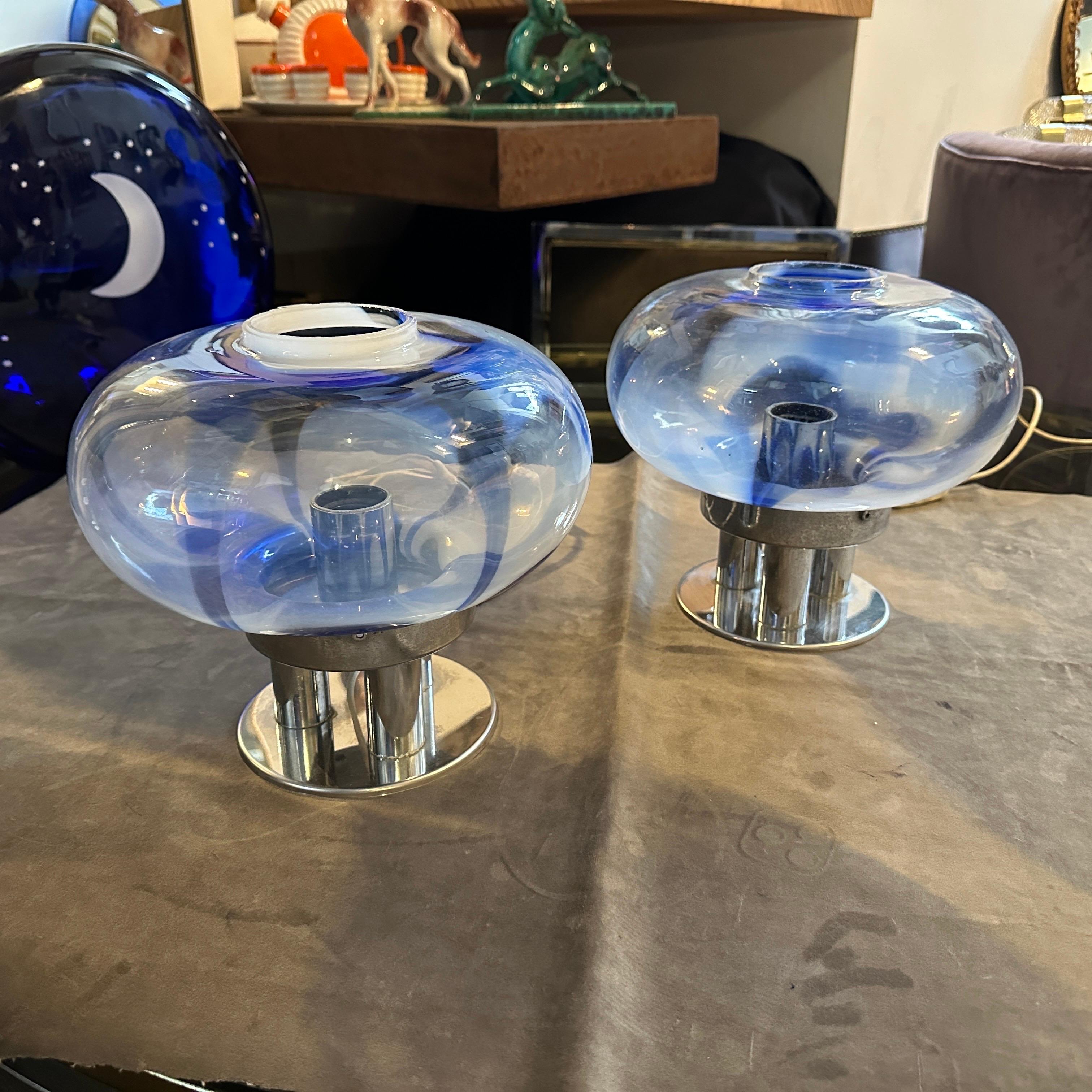 Zwei Tischlampen aus Murano-Glas und Stahl aus dem Space Age der 1970er Jahre von Mazzega im Zustand „Gut“ im Angebot in Aci Castello, IT