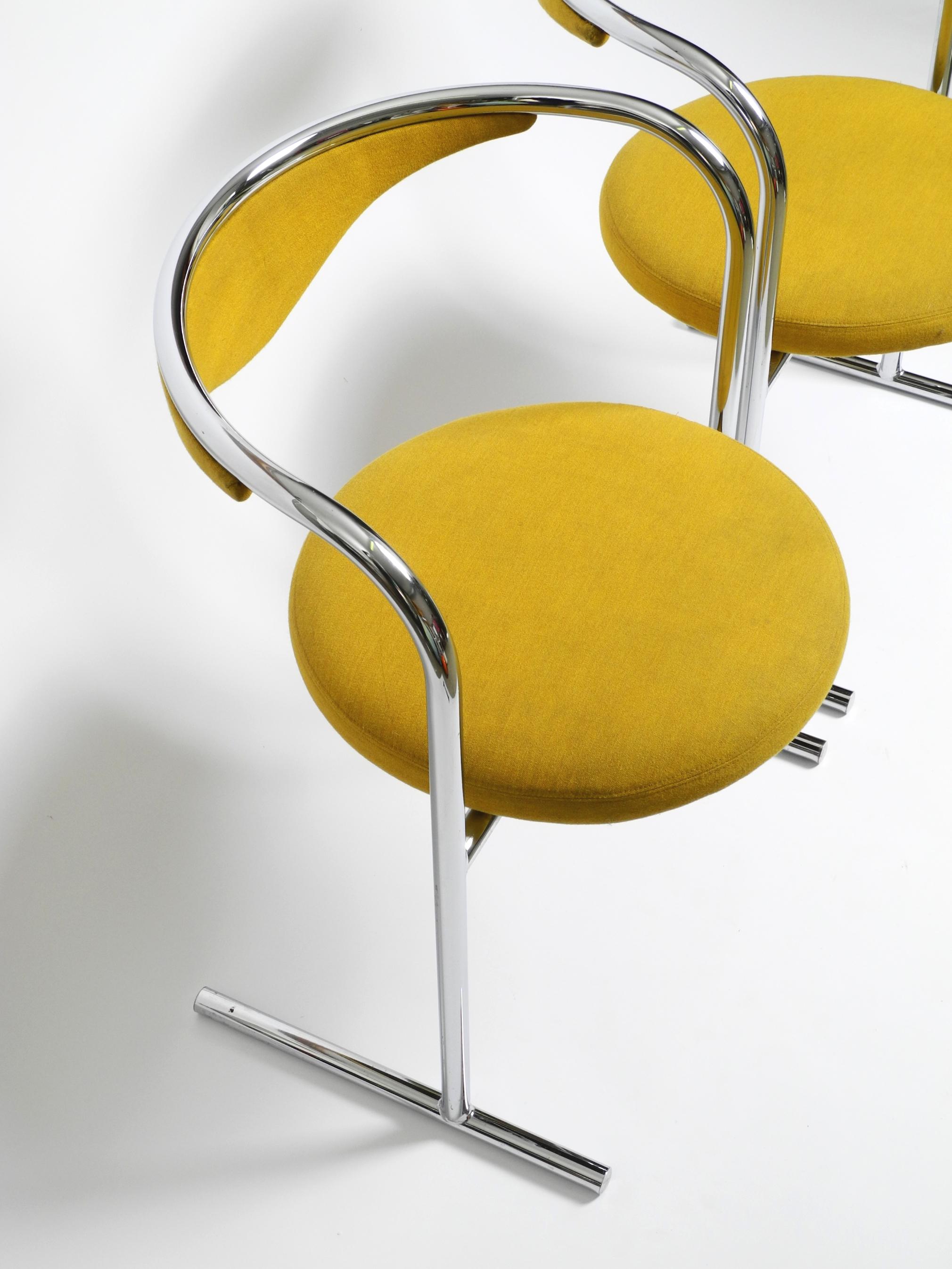 Two 1970s tubular steel upholstered chairs by Hanno von Gustedt for Thonet For Sale 1