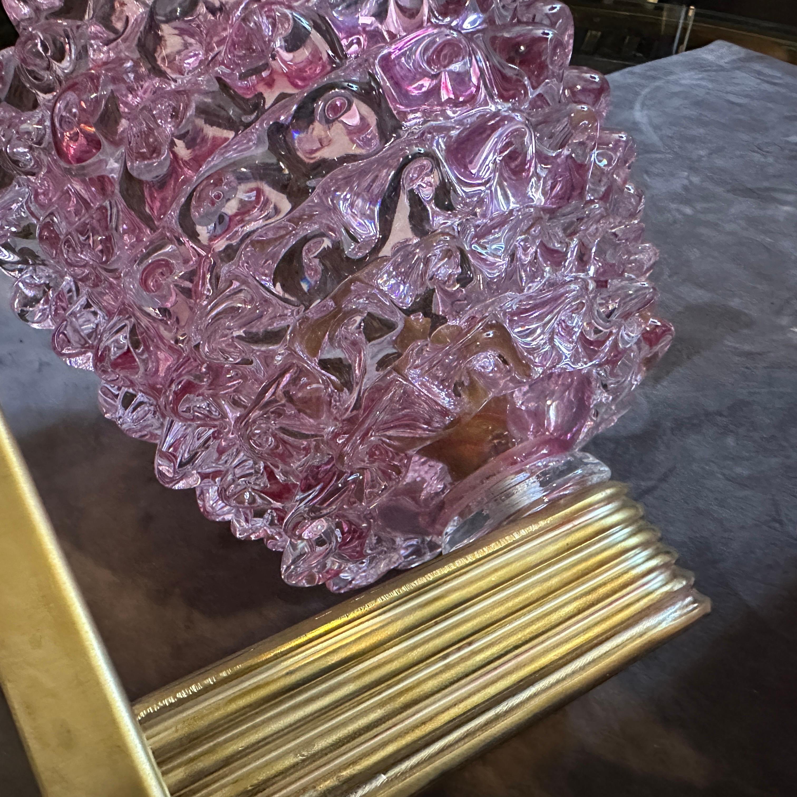 Dos Apliques de Cristal de Murano Rostrato Rosa Estilo Barovier Art Decó de los años 90 Latón en venta