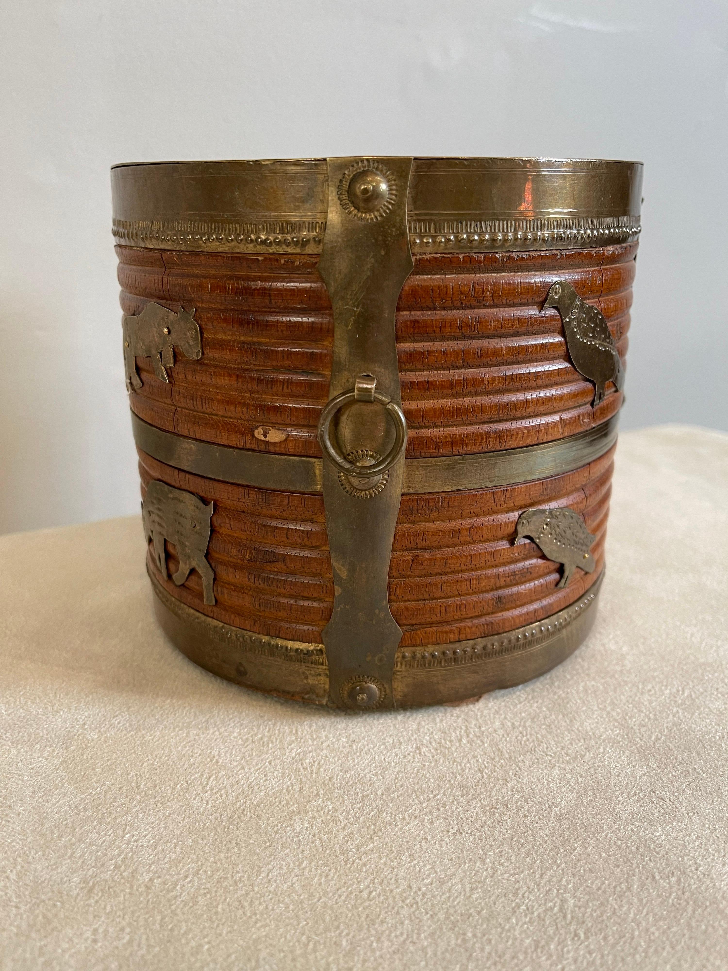 Two 19th Century Anglo Indian Brass Bound Turned Wood Peat Buckets For Sale 5