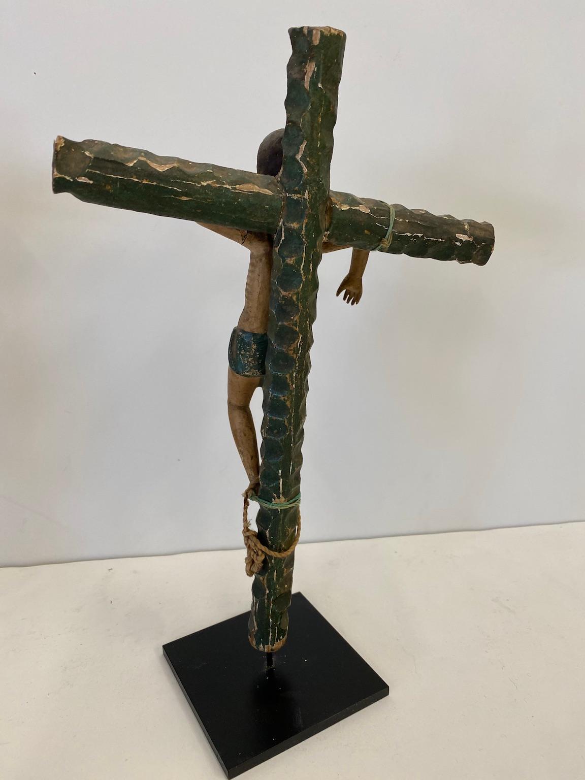 picture of jesus on the cross with 2 thieves