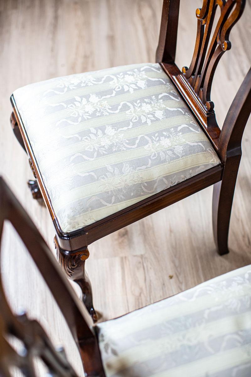 Two 20th-Century Chairs in the Chippendale Type Veneered with Walnut For Sale 3