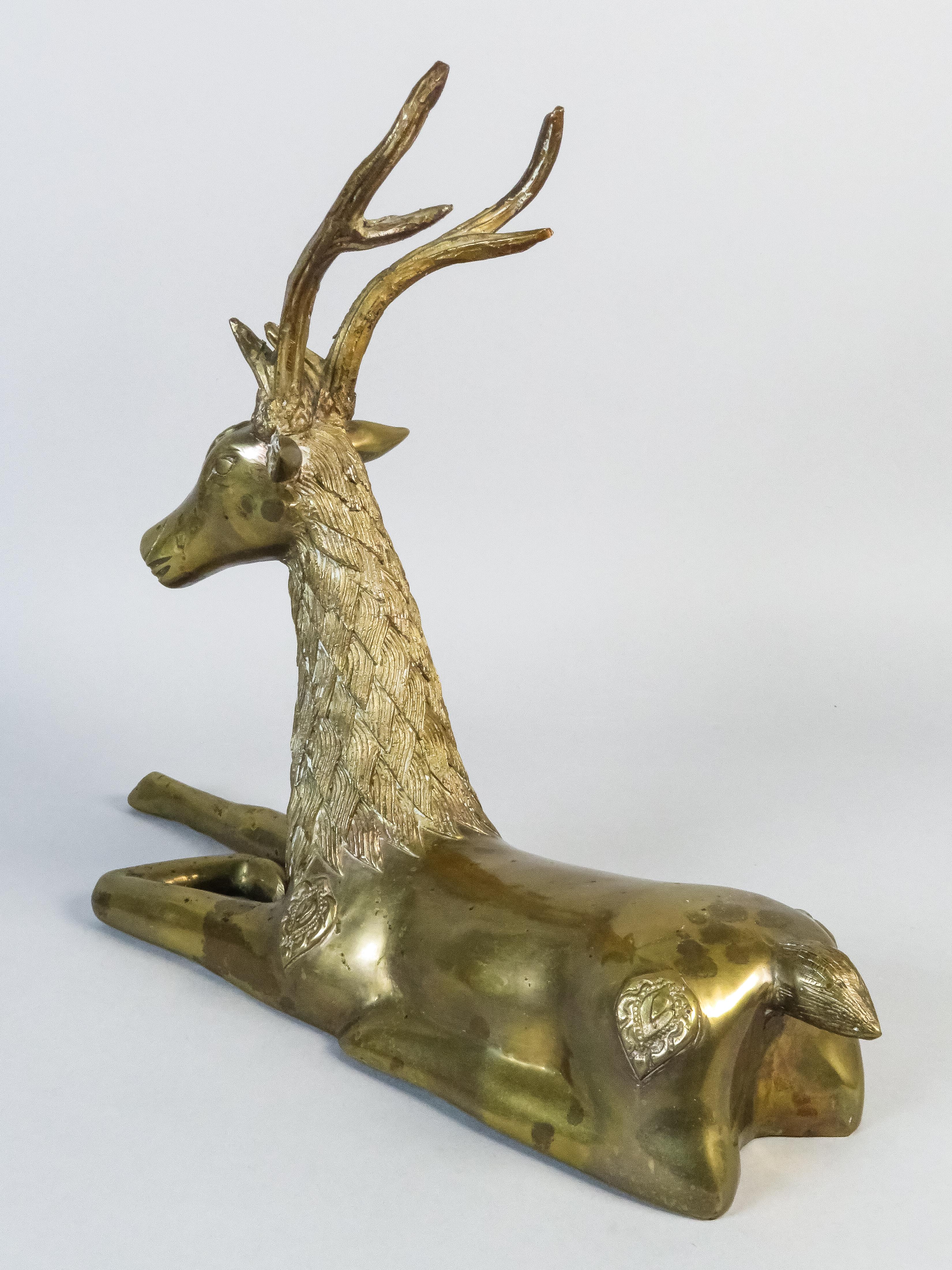 Two 20th-century gilt bronze deer sculptures For Sale 6