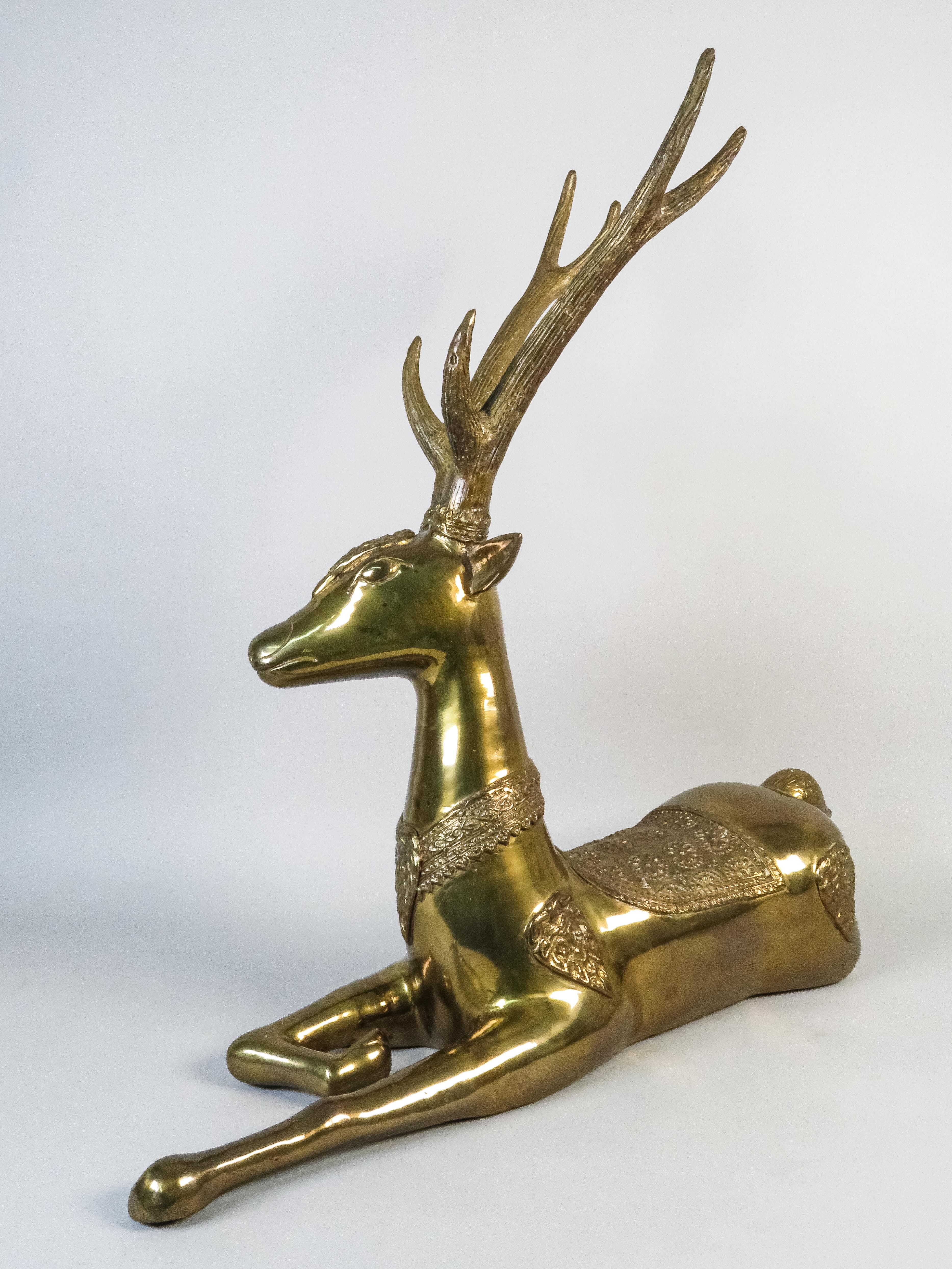 Two 20th-century gilt bronze deer sculptures For Sale 1