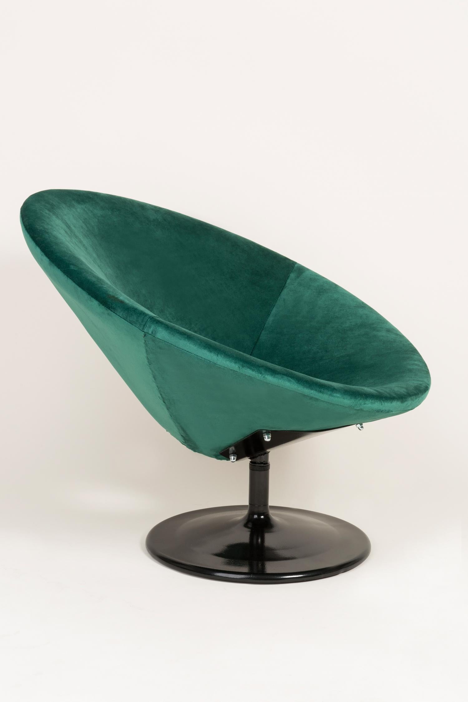 Hand-Crafted Two 20th Century Vintage Green UFO Swivel Armchairs, 1960s For Sale