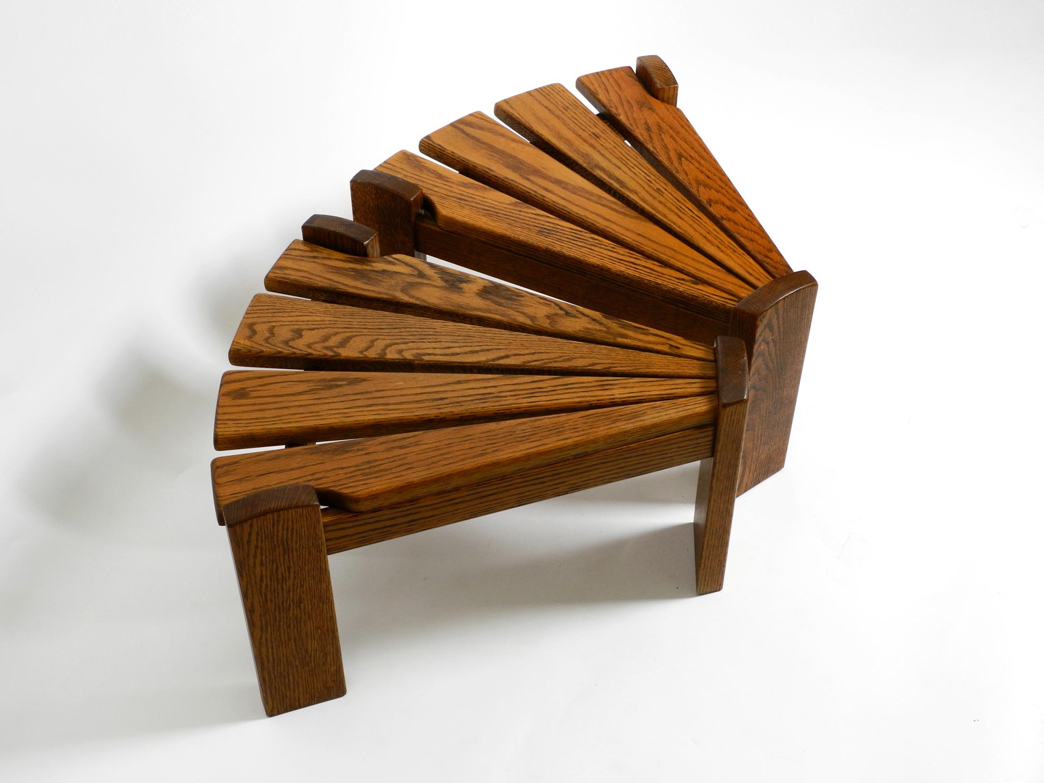 Deux tables d'appoint ou tables basses de forme triangulaire des années 50 par Dittman pour Awa Radbound en vente 11