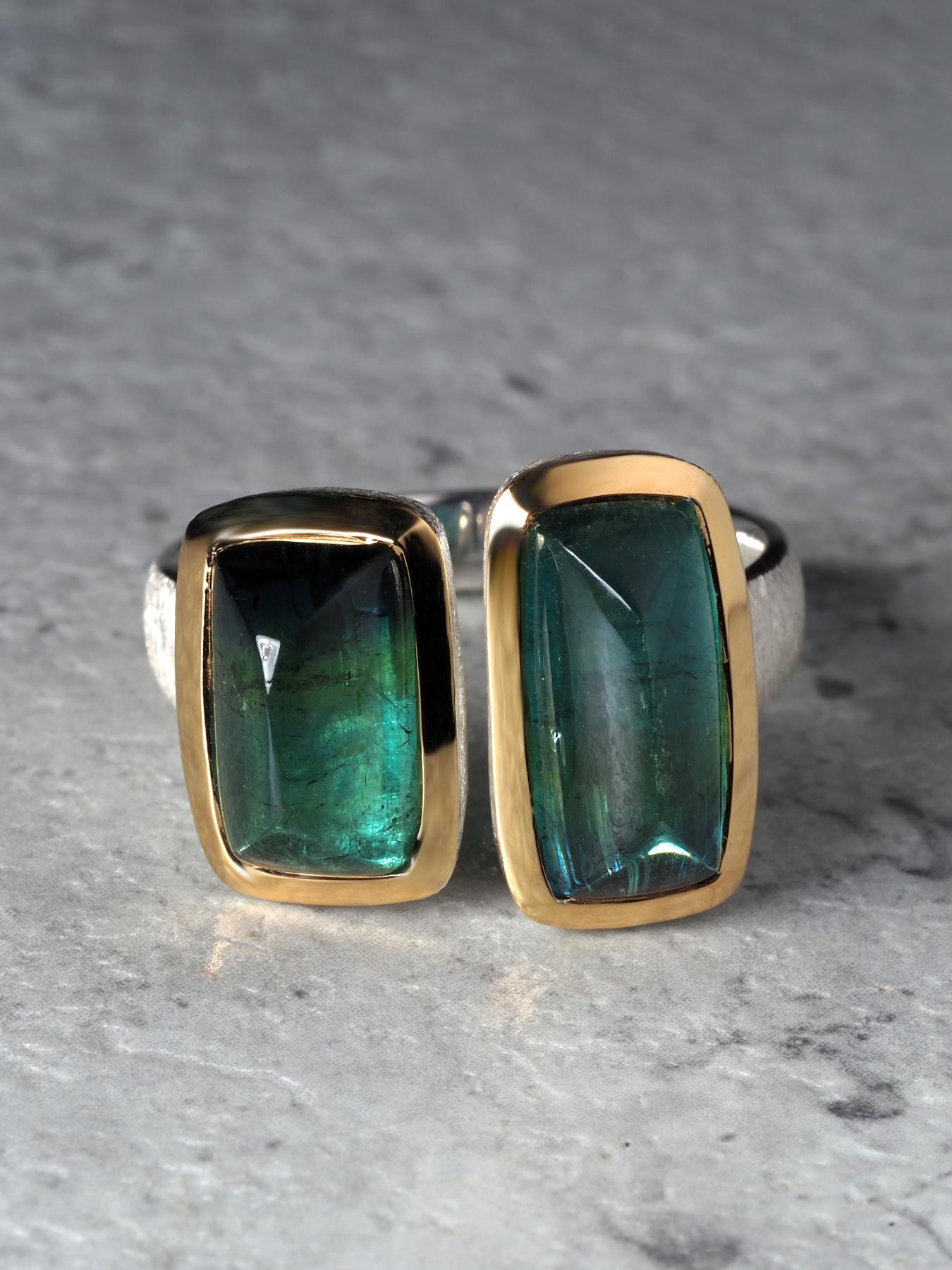 Anello con due tormaline verdi da 7 carati in oro 18 carati e argento sterling, regalo fatto a mano in vendita 4