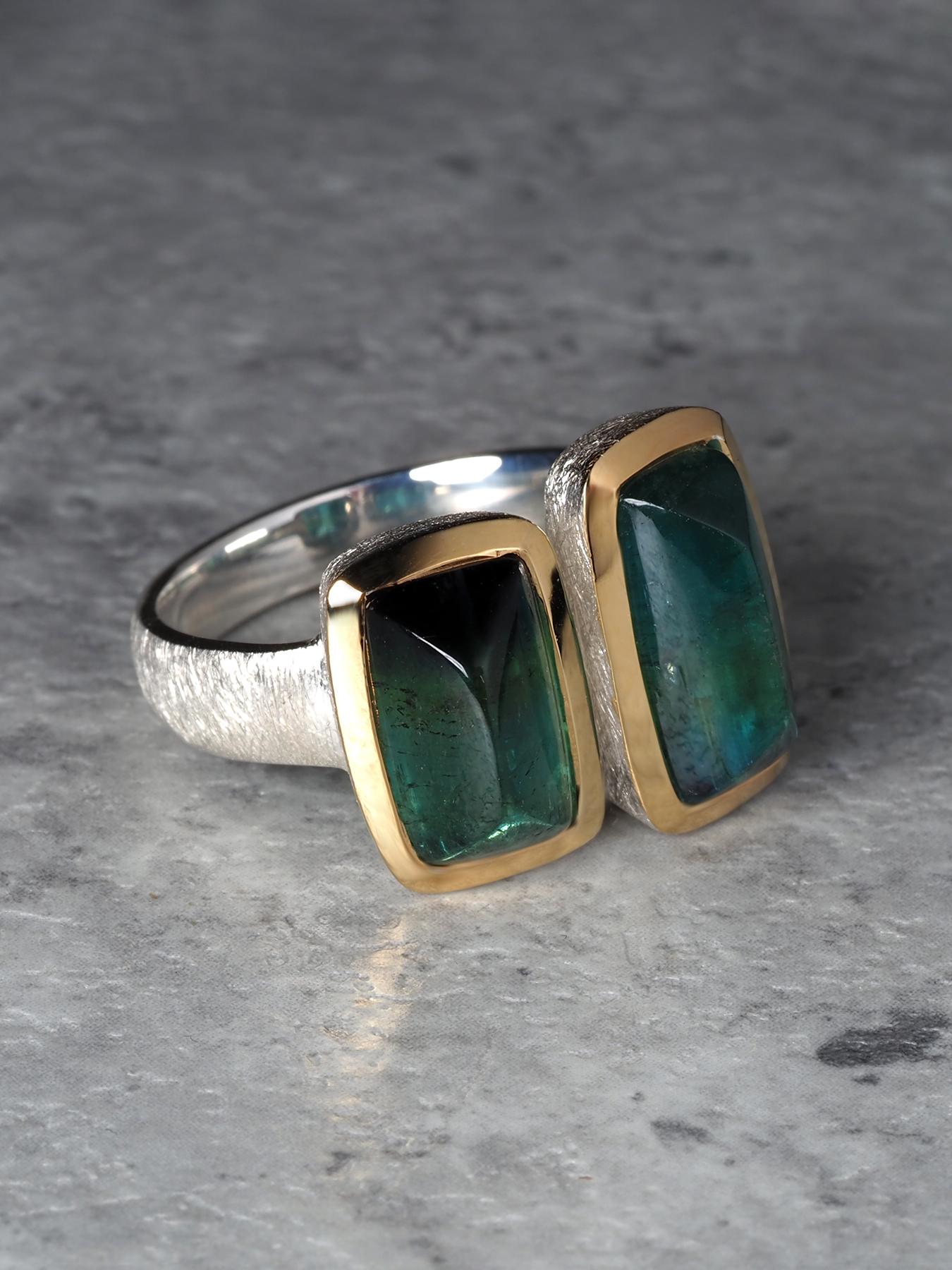 Anello con due tormaline verdi da 7 carati in oro 18 carati e argento sterling, regalo fatto a mano in vendita 3