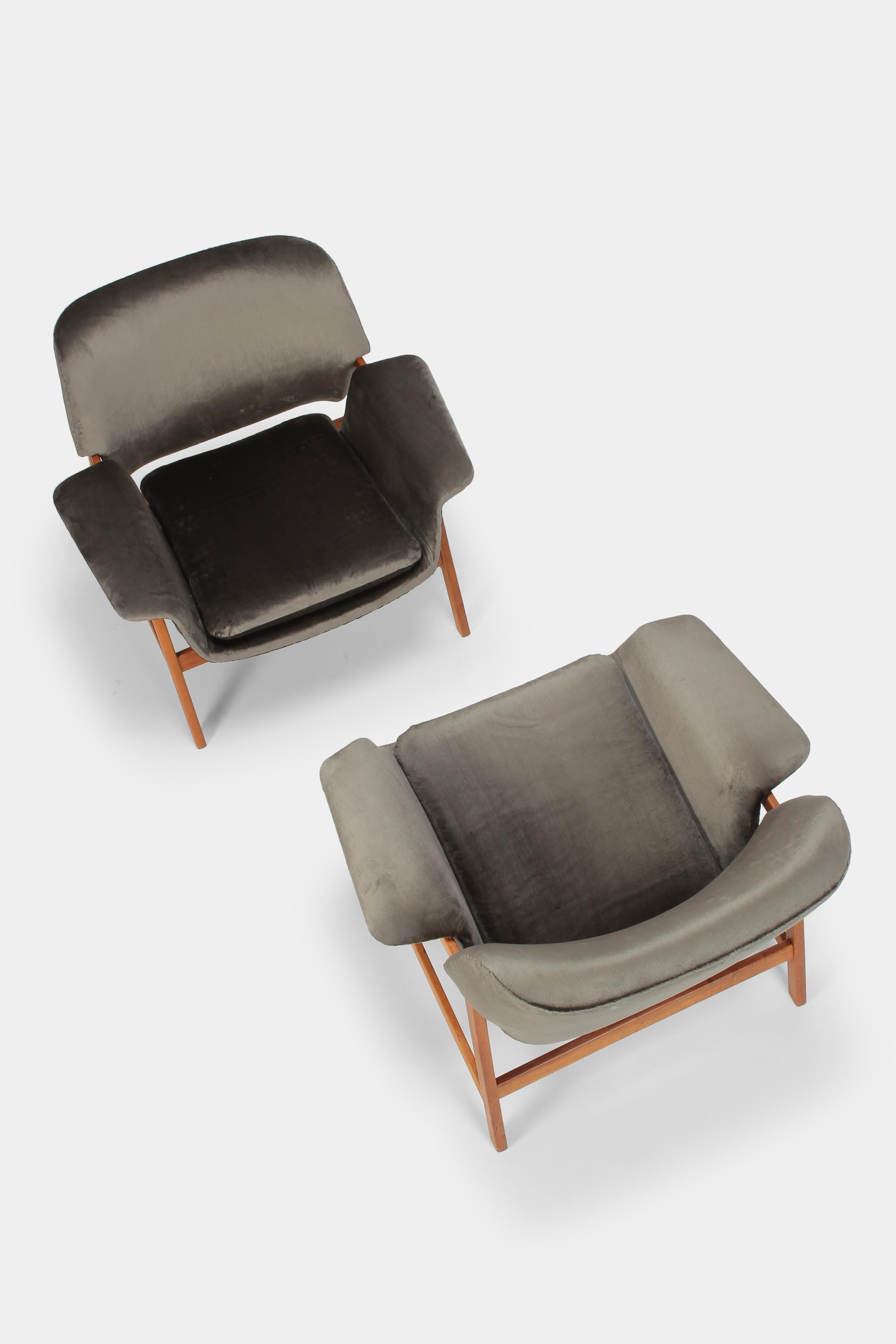 Mid-Century Modern Two 849 Armchairs by Gianfranco Frattini for Cassina