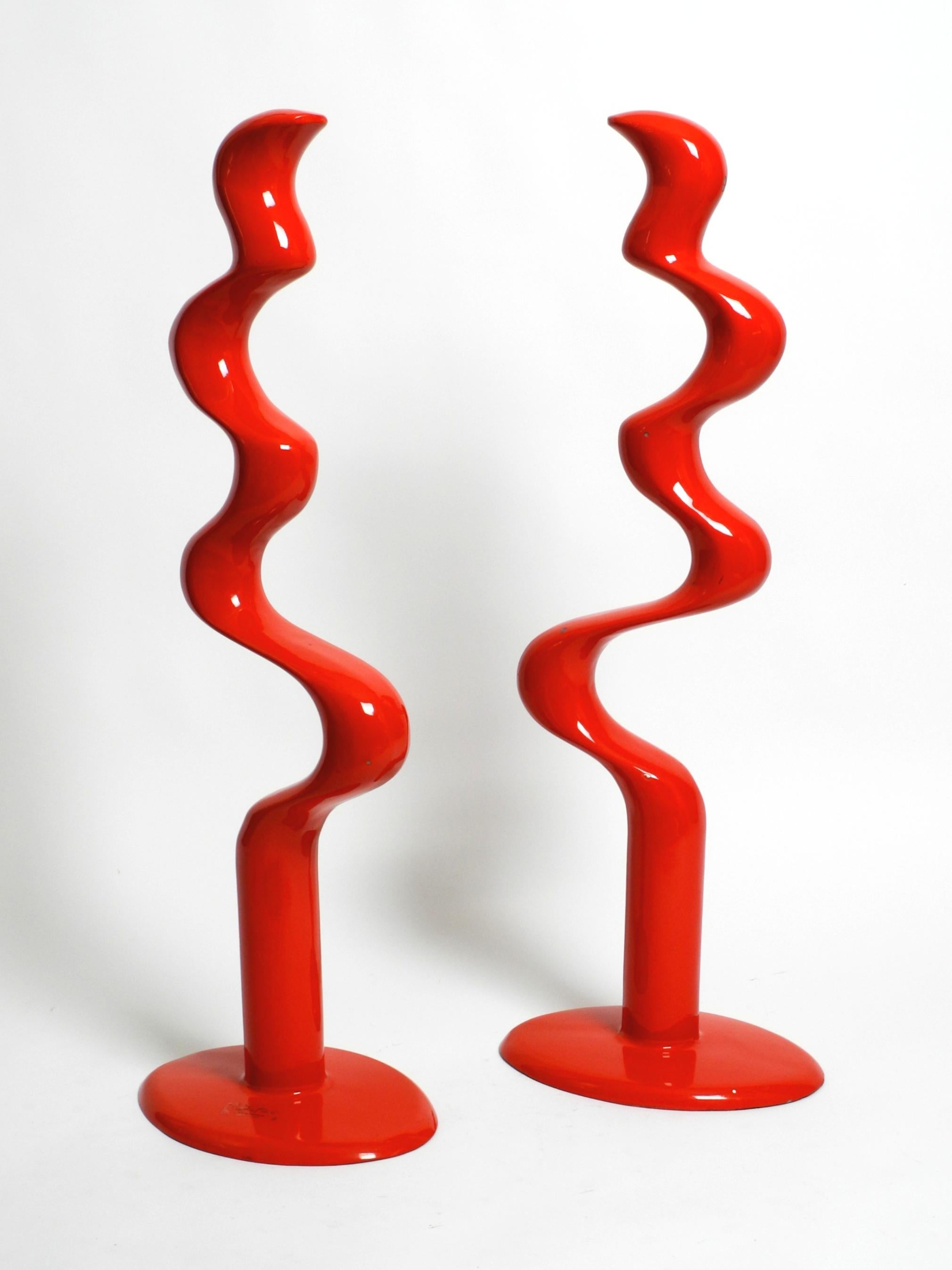 Deux sculptures abstraites en métal pour le sol, réalisées par Tony Almén et Peter Gest pour Ikea 1990 en vente 10