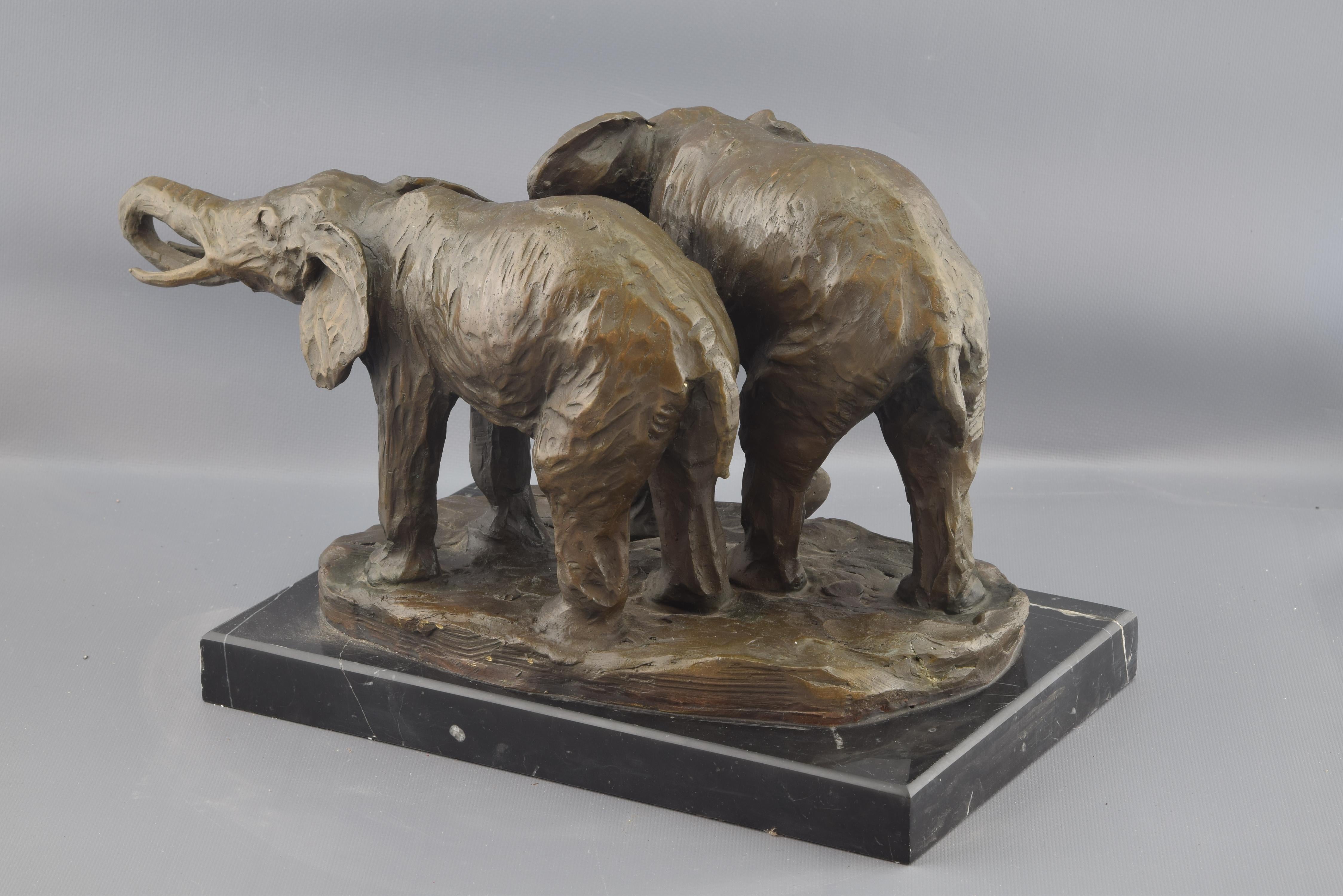 Two African Elephants. Bronze, Marble, after Models from Milo ‘1939-‘ In Good Condition In Madrid, ES