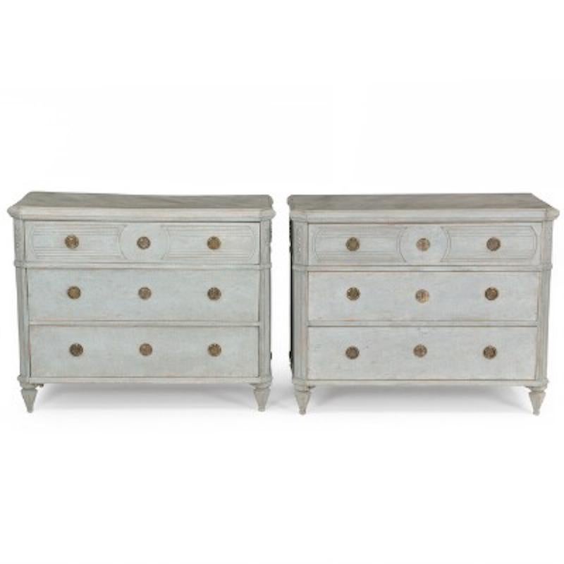 Two Almost Identical Painted Swedish Commodes, Each with Three Broad Drawers In Good Condition In Virum, DK