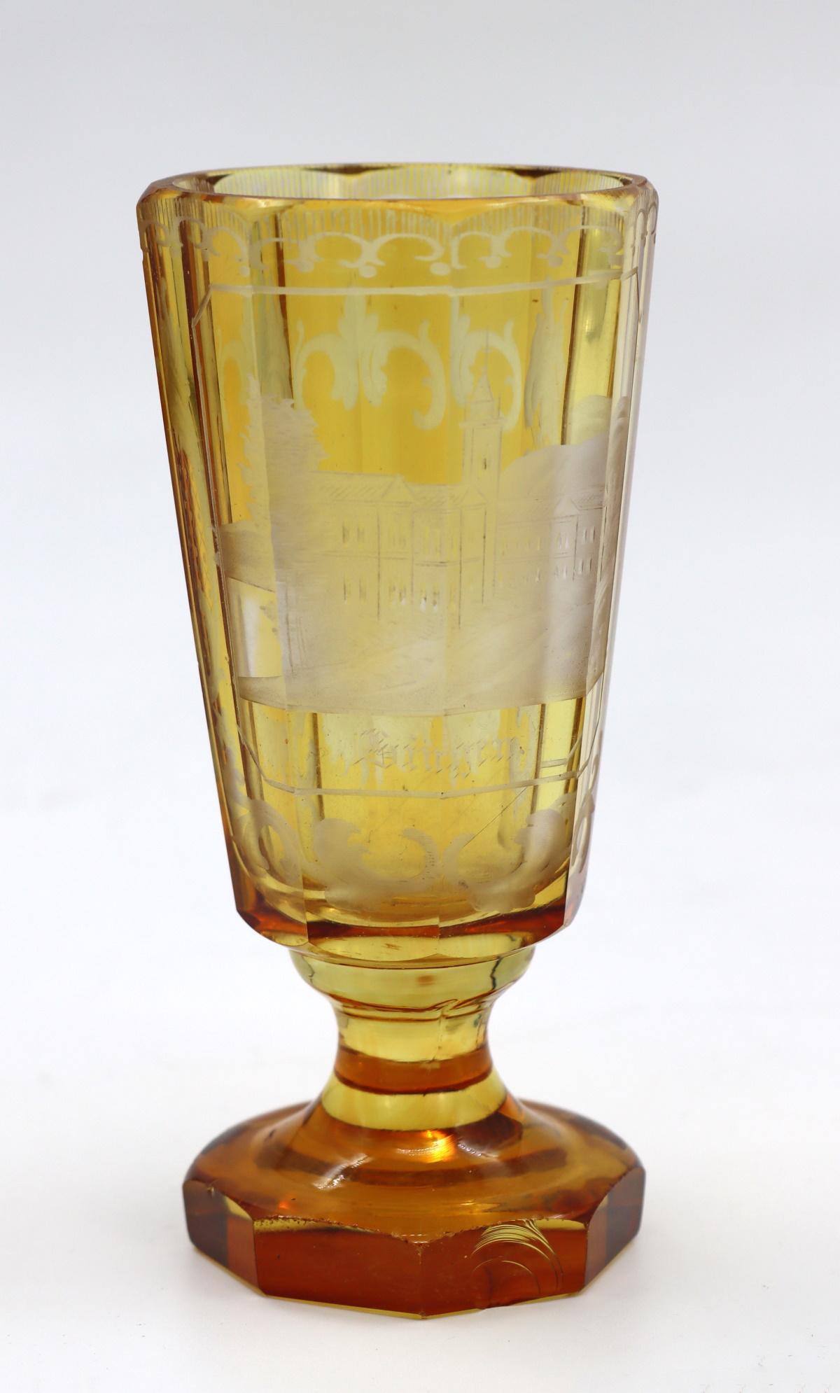 Two amber coloured Bohemian crystal glasses, 19th century, Napoleon III period.
Measures: H: 14 cm, D: 6 cm.