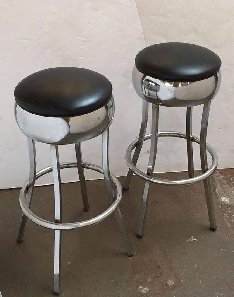 Two American Chrome Bar Stools 'Priced Individually' In Good Condition For Sale In Austin, TX