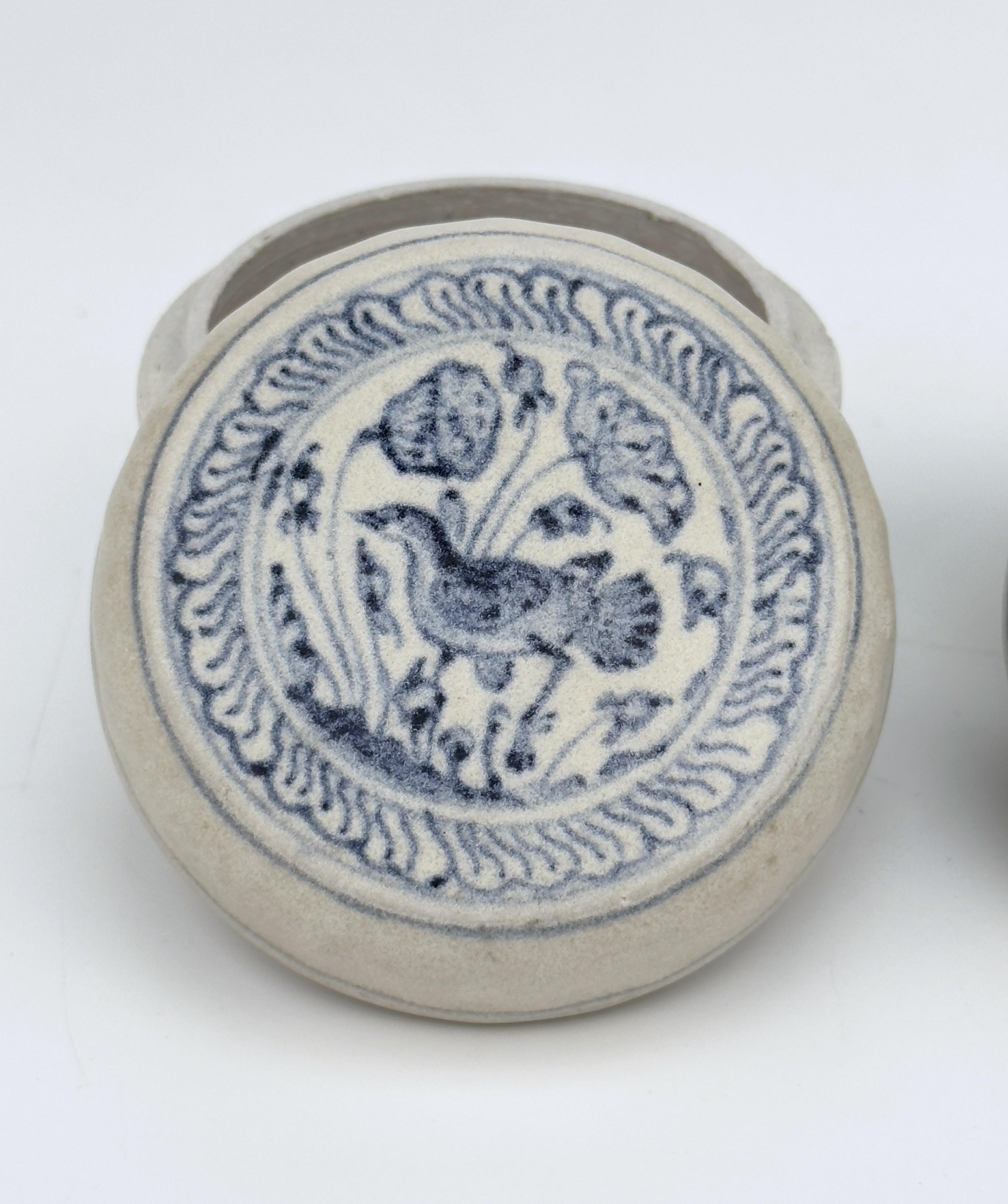 Ceramic Two Annamese Covered Boxes with Bird and Plant Motif, 15th century, Le Dynasty For Sale