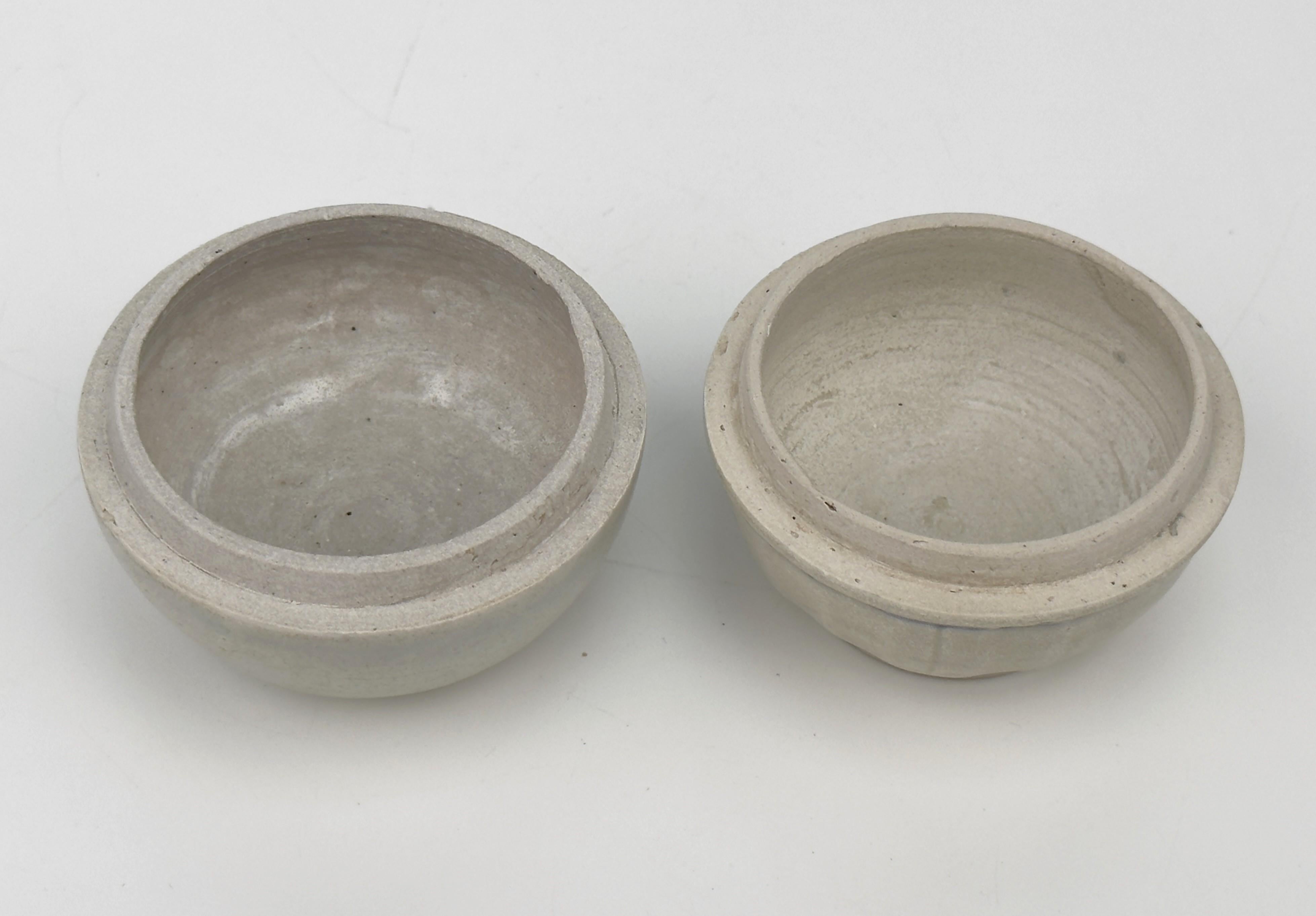 Two Annamese Covered Boxes with Bird and Plant Motif, 15th century, Le Dynasty For Sale 2