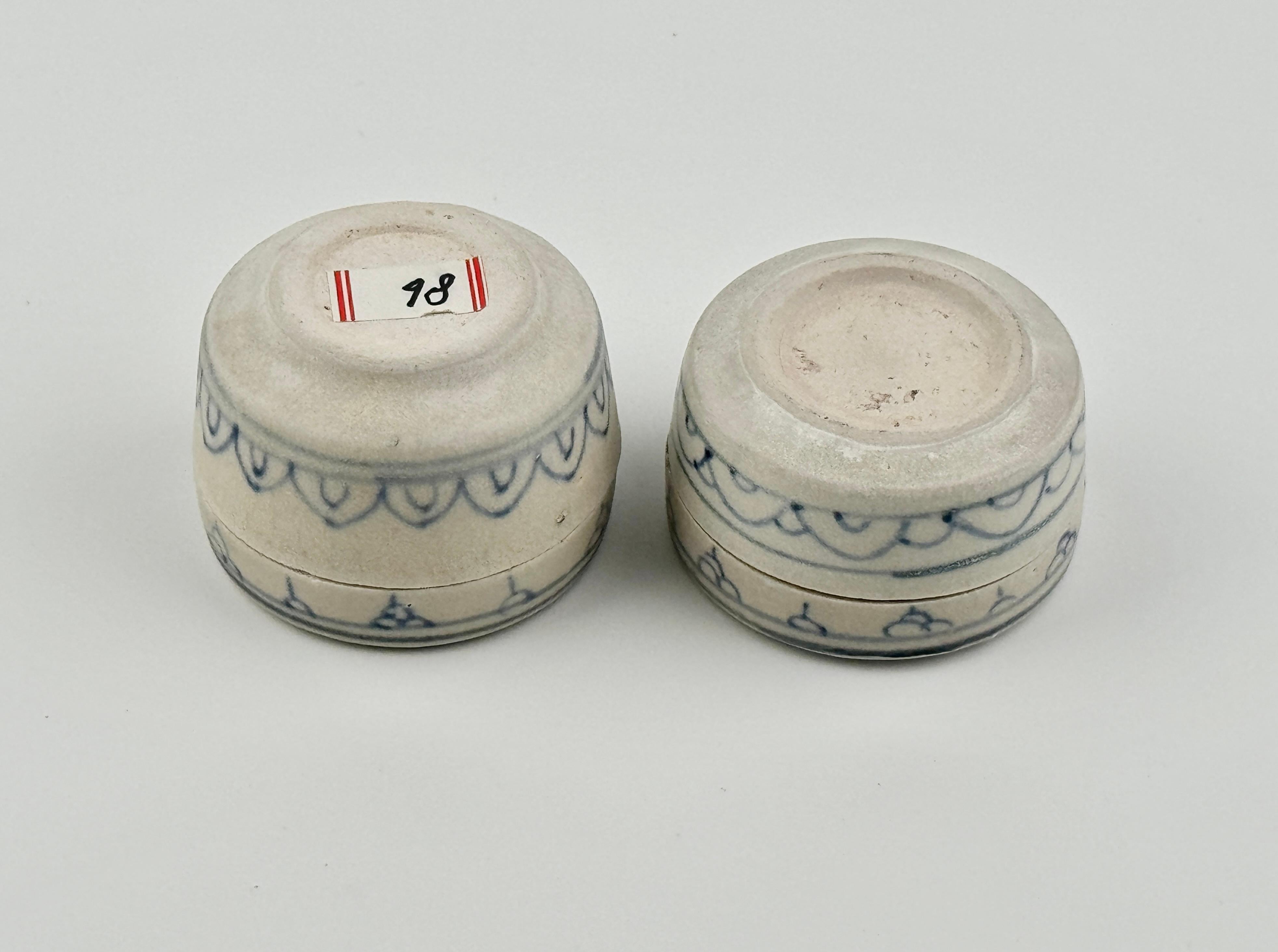 18th Century and Earlier Two Annamese Miniature Covered Boxes with Flower, 15th century, Le Dynasty For Sale
