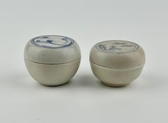 Two Annamese Miniature Covered Boxes with Scenary Motif, 15th century, Le Dynast
