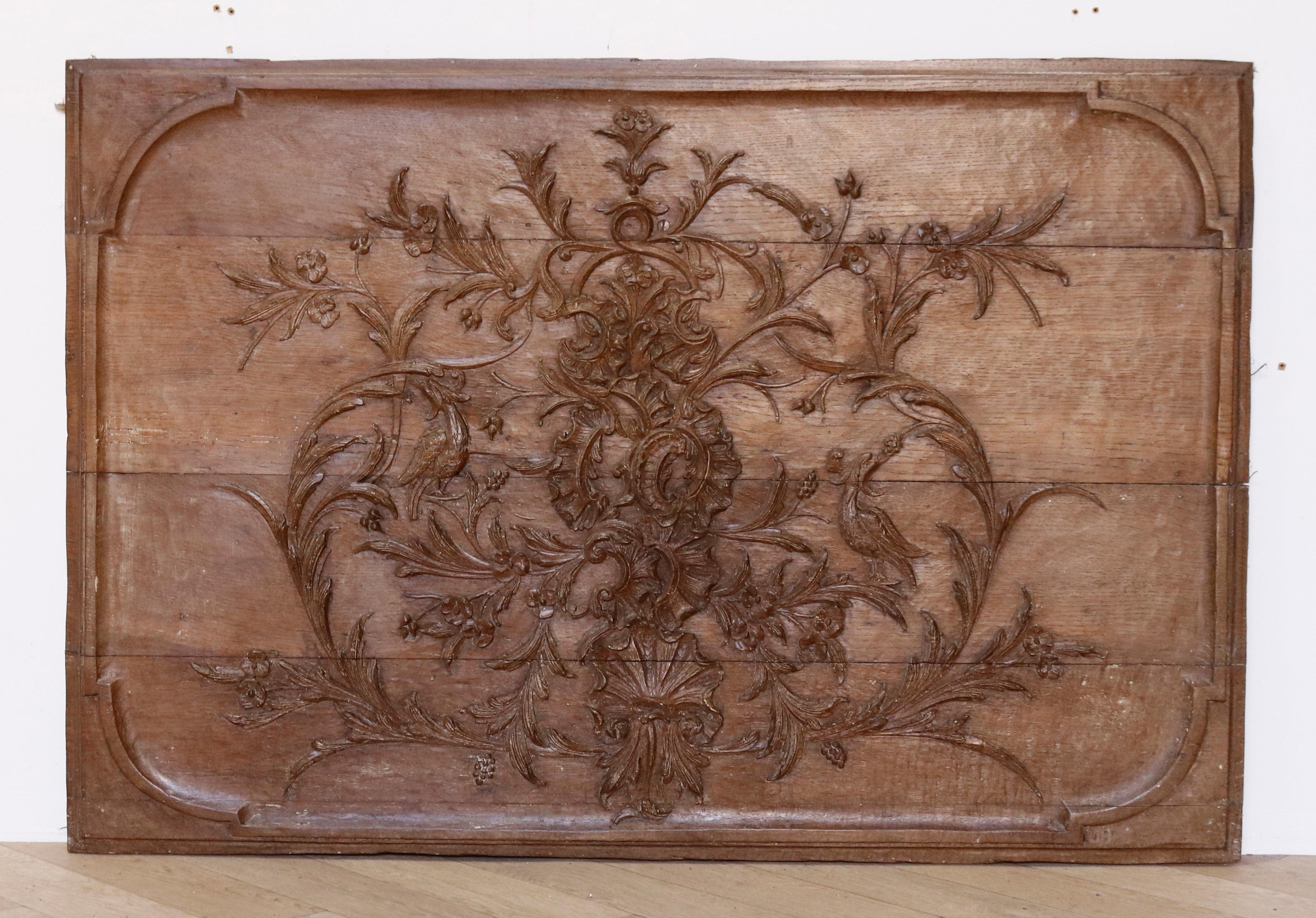 Two Antique Carved Oak Wall Panels In Fair Condition In Wormelow, Herefordshire