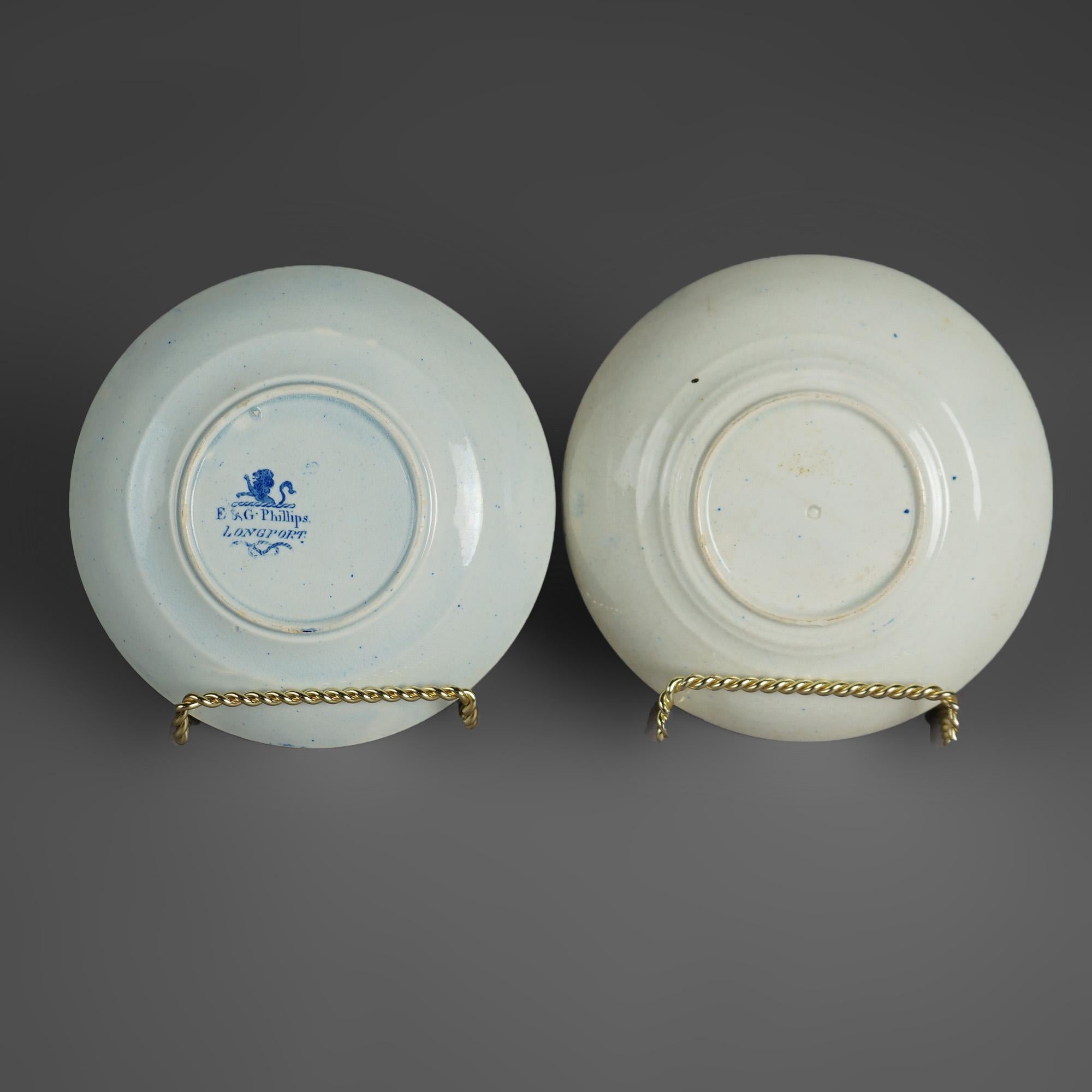 XIXe siècle Deux petits bols anciens en poterie bleue avec chien et oiseaux, 19e siècle en vente