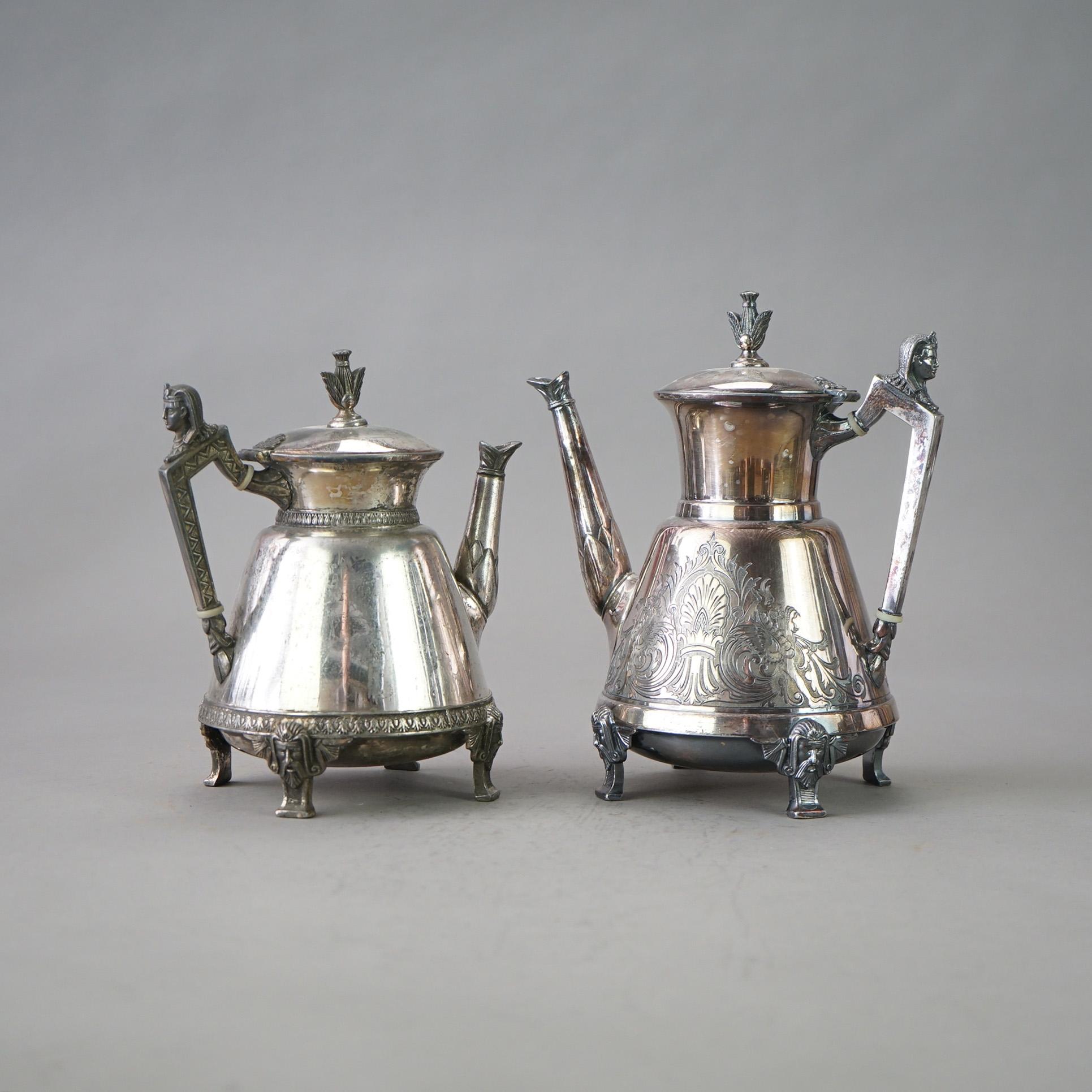 Due antiche teiere con piede e figure placcate in argento C1890 in vendita 4