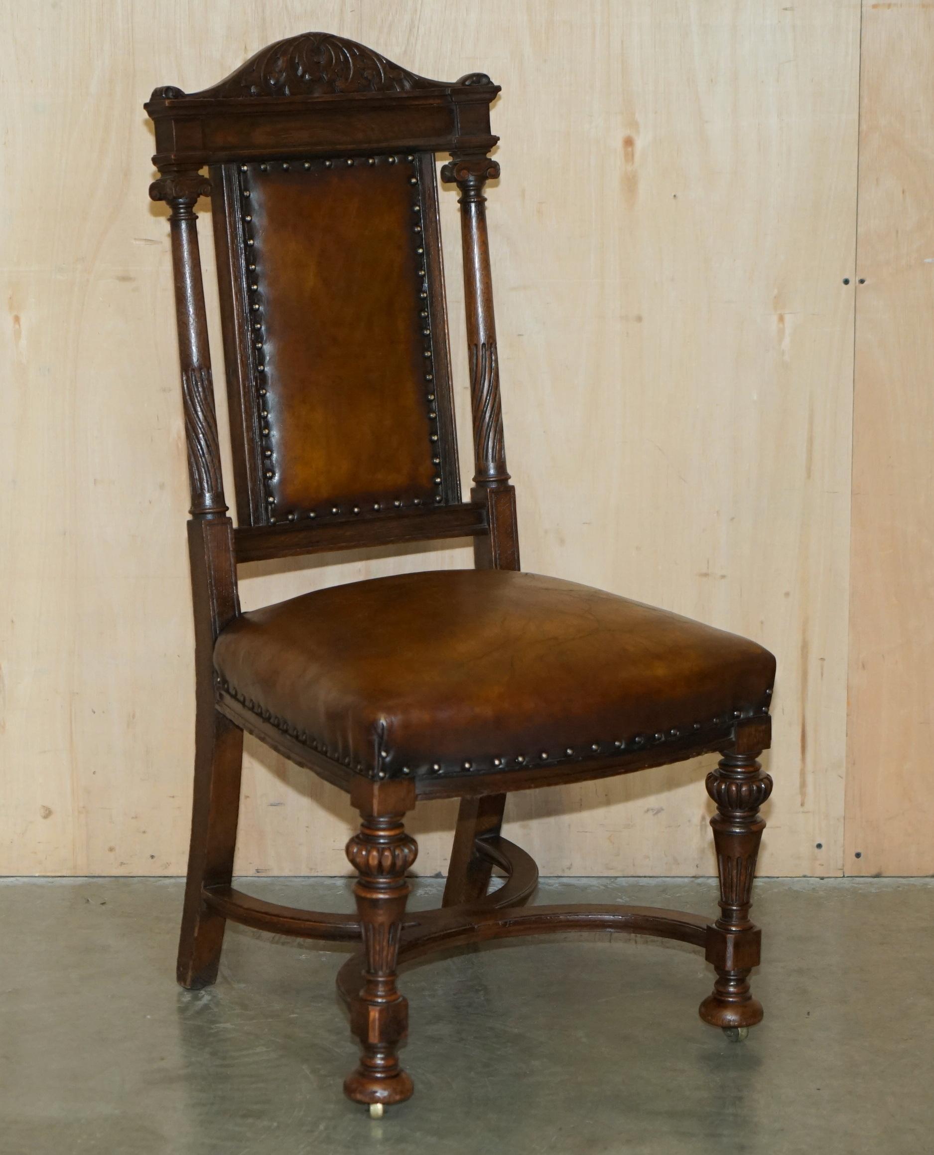 TWO ANTIQUE ITALIAN GRAND TOUR CORINTHIAN PILLAR BROWN LEATHER SIDE HALL CHAIRs For Sale 10