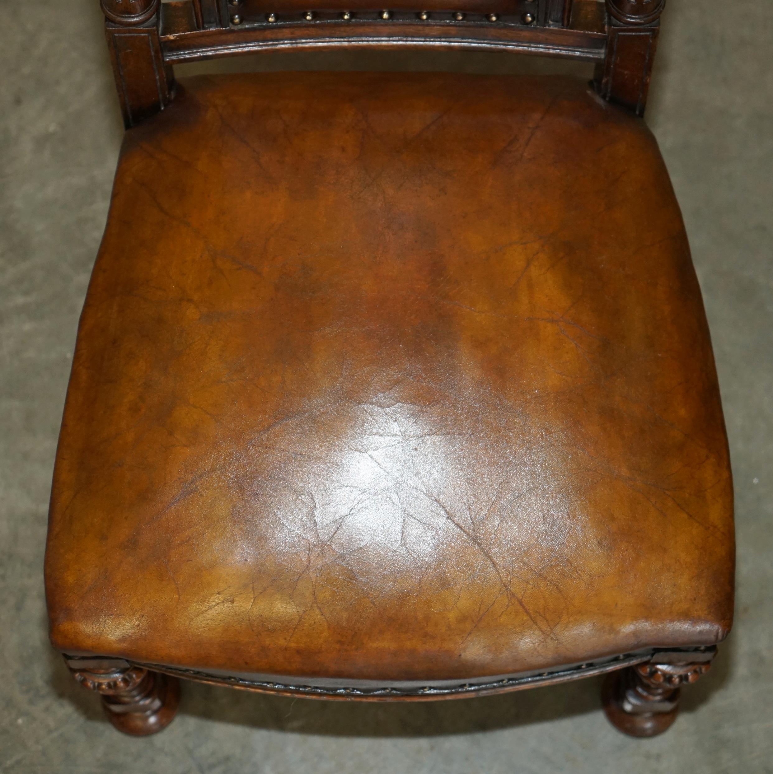 TWO ANTIQUE ITALIAN GRAND TOUR CORINTHIAN PILLAR BROWN LEATHER SIDE HALL CHAIRs For Sale 1