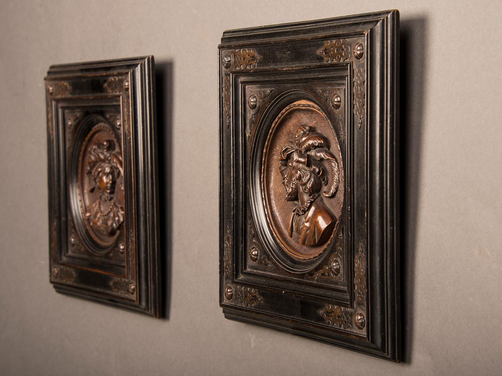 Two Antique Italian Renaissance Style Cameo Portraits, Italy, circa 1865 For Sale 2