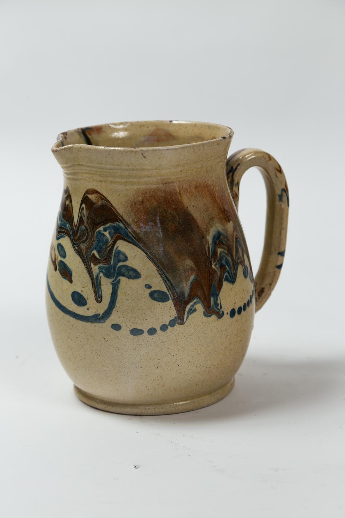 Two Antique Jaspé Pottery Pitchers, France, Late 19th Century For Sale 3