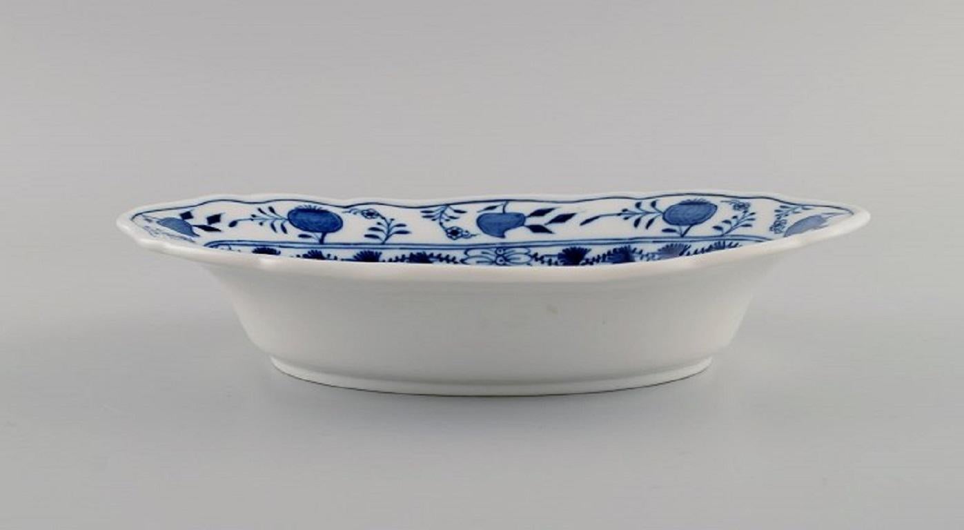 19th Century Two Antique Meissen Blue Onion Bowls in Hand-Painted Porcelain, Late 19th C