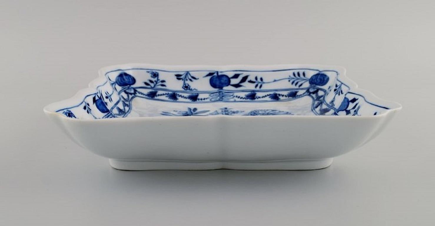 19th Century Two Antique Meissen Blue Onion Bowls in Hand-Painted Porcelain, Late 19th C.