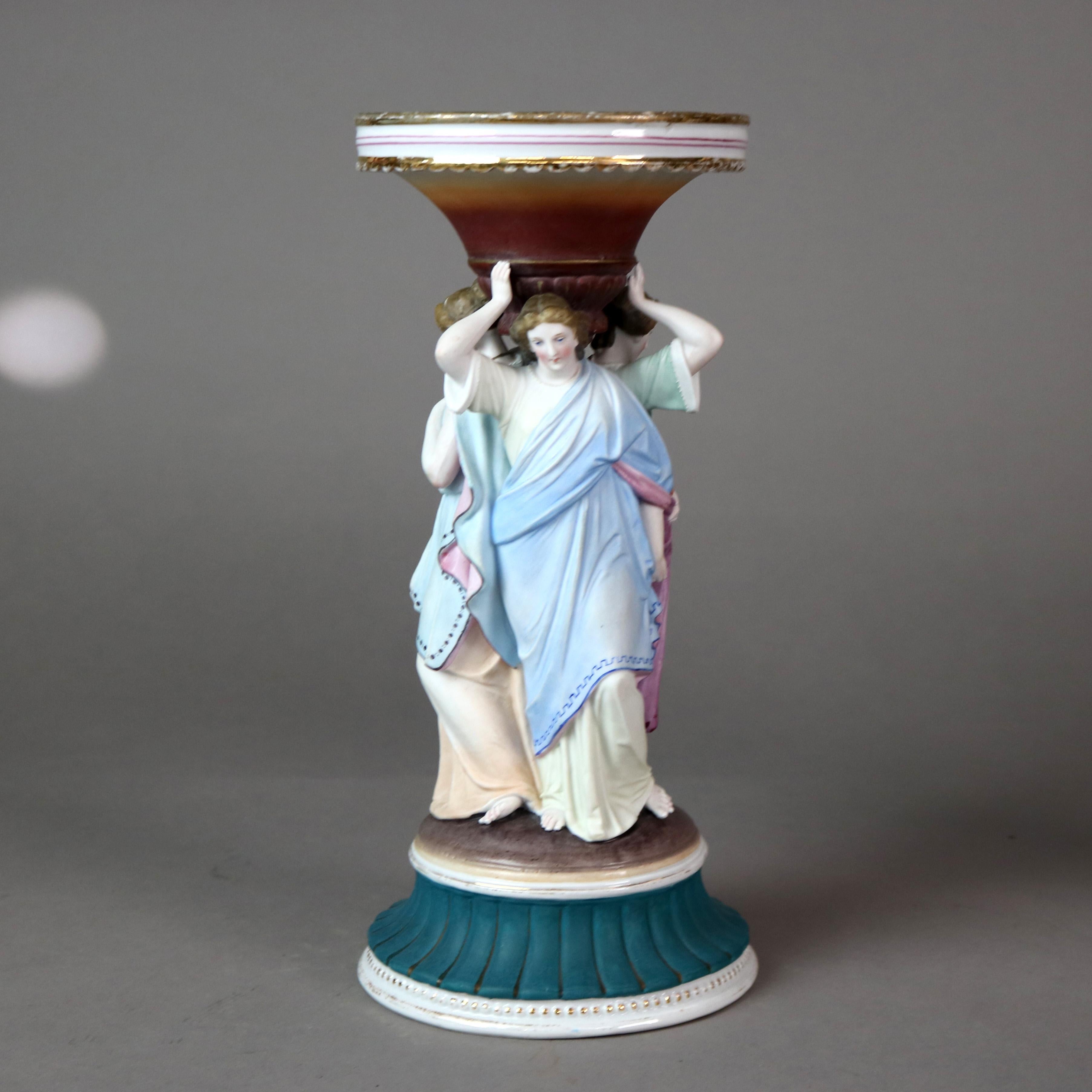 Dos Antiguos Candeleros de Porcelana de 3 Gracias Pintados a Mano de la Escuela de Meissen en Bueno estado para la venta en Big Flats, NY