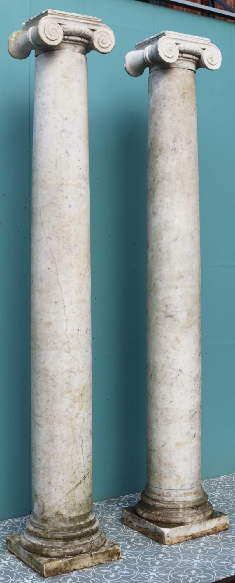 Two Antique Neoclassical Style Marble Columns For Sale 1