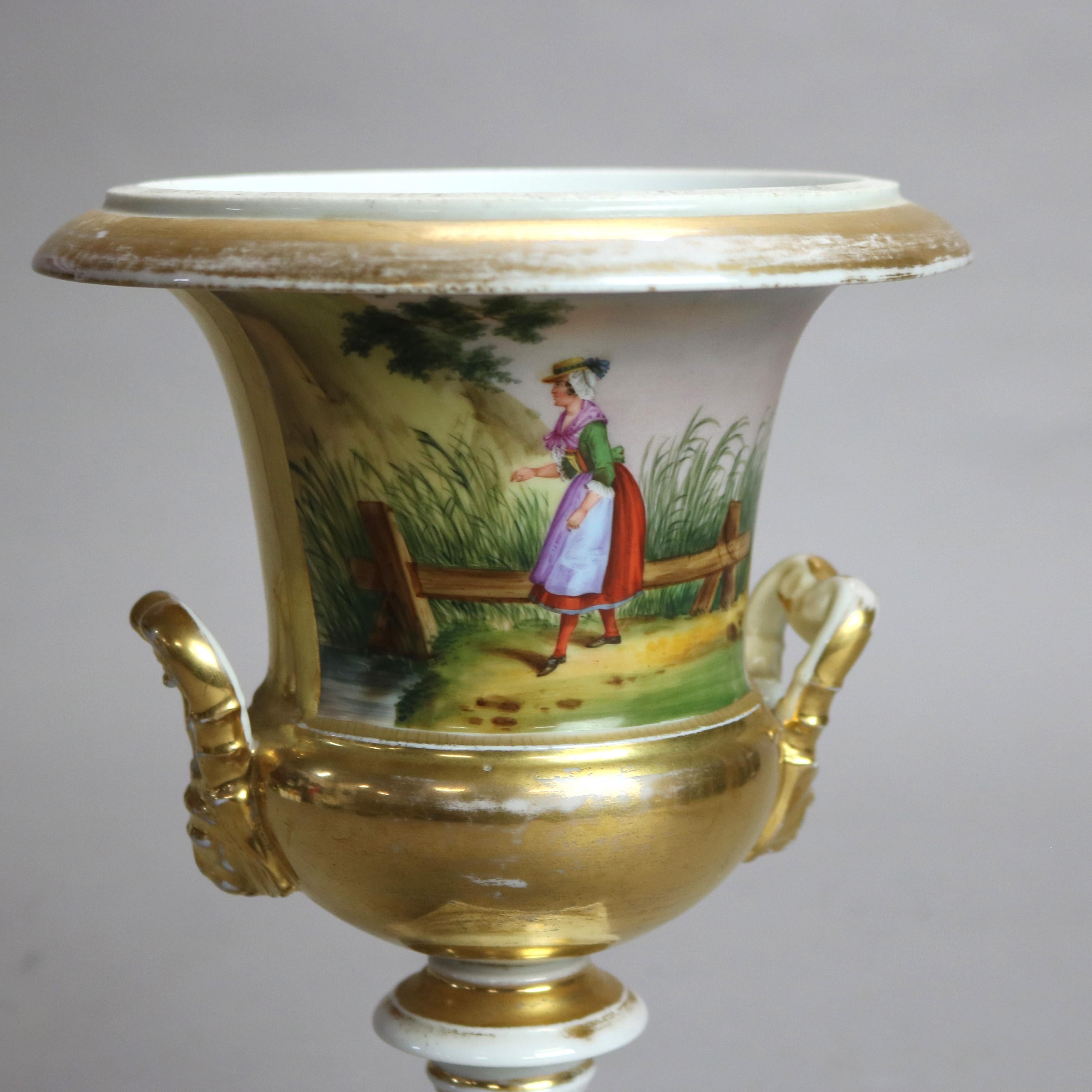 Zwei antike Old Paris Porzellan Classic Hand gemalt & vergoldet Urnen c1890 im Zustand „Gut“ in Big Flats, NY