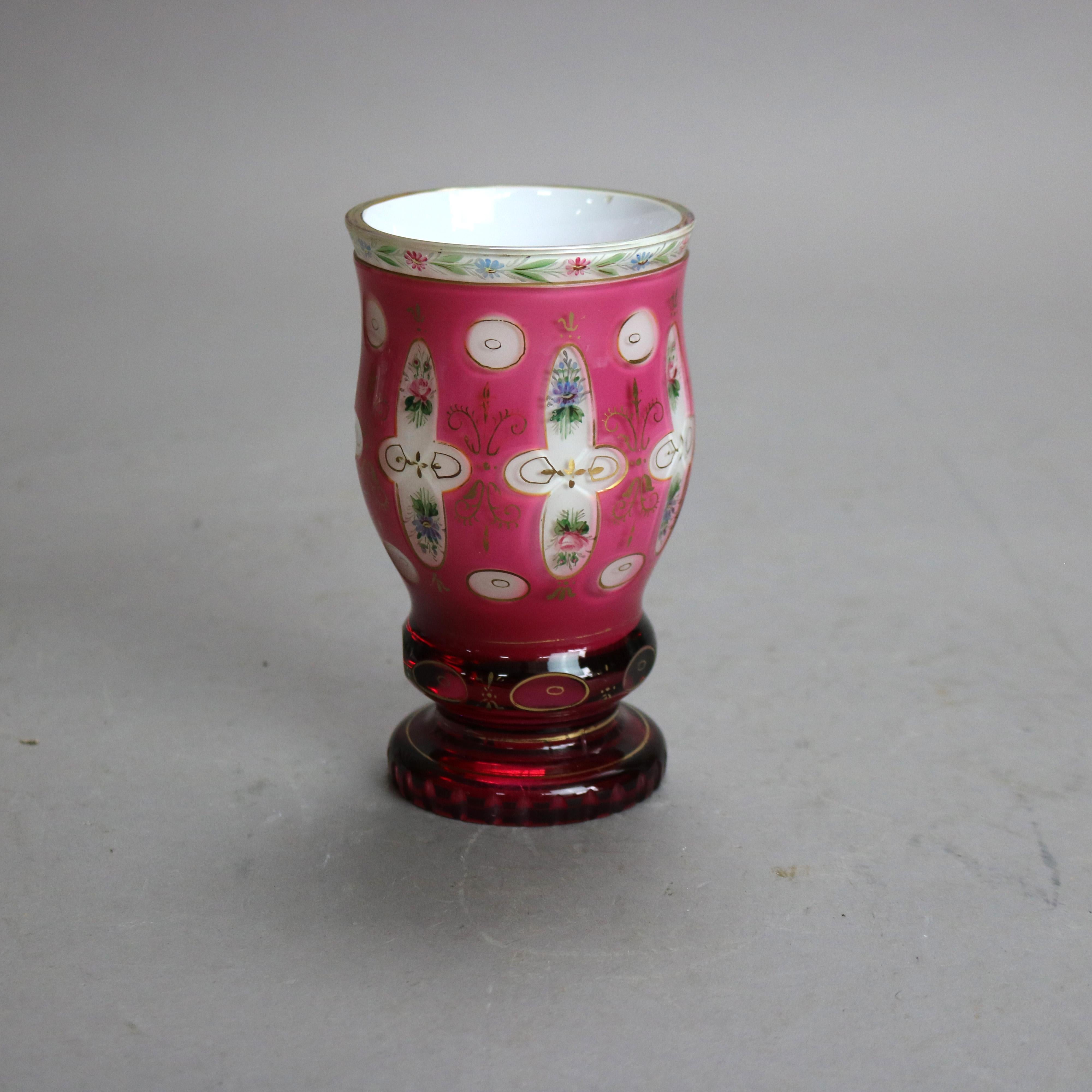 Due pezzi antichi di Challis e brocca per sciroppo in vetro artistico boemo decorato C1900

Misure - 3,5 