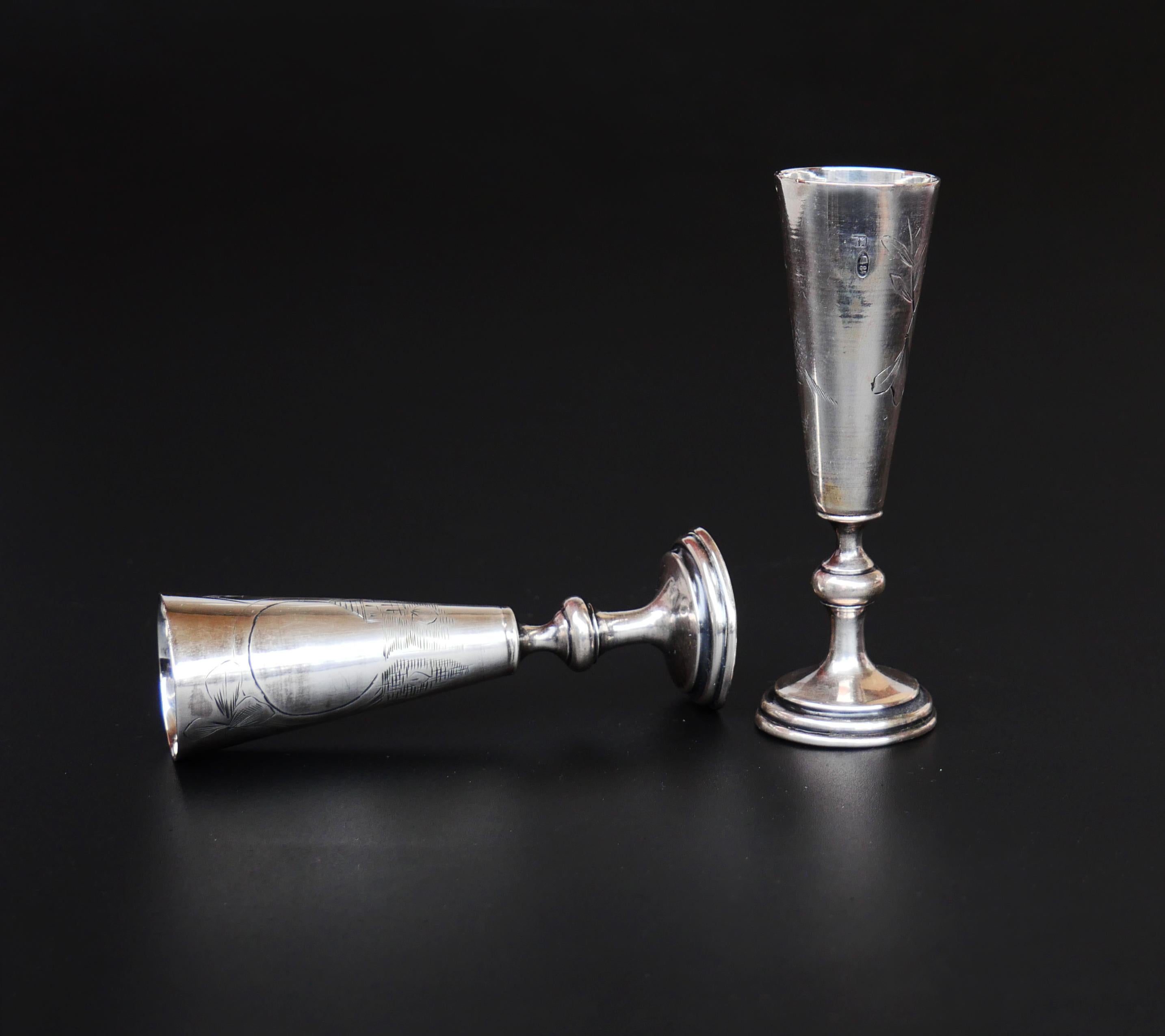 Women's or Men's Two Antique Russian 84 Sterling Silver Vodka Stopkas Shots Beakers Jiggers / 49g For Sale