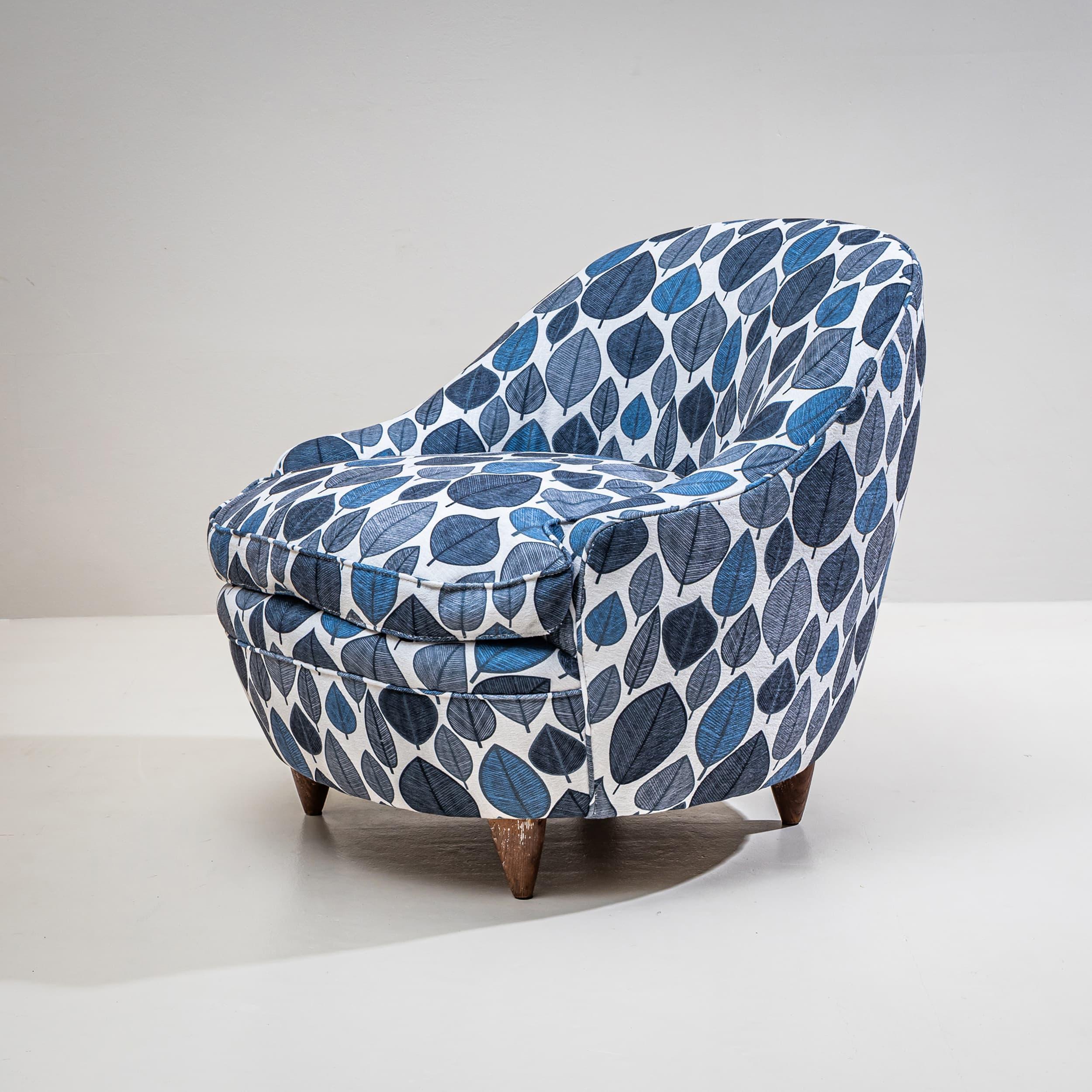 Deux fauteuils de Gio Ponti, Italie Bon état - En vente à New York, NY