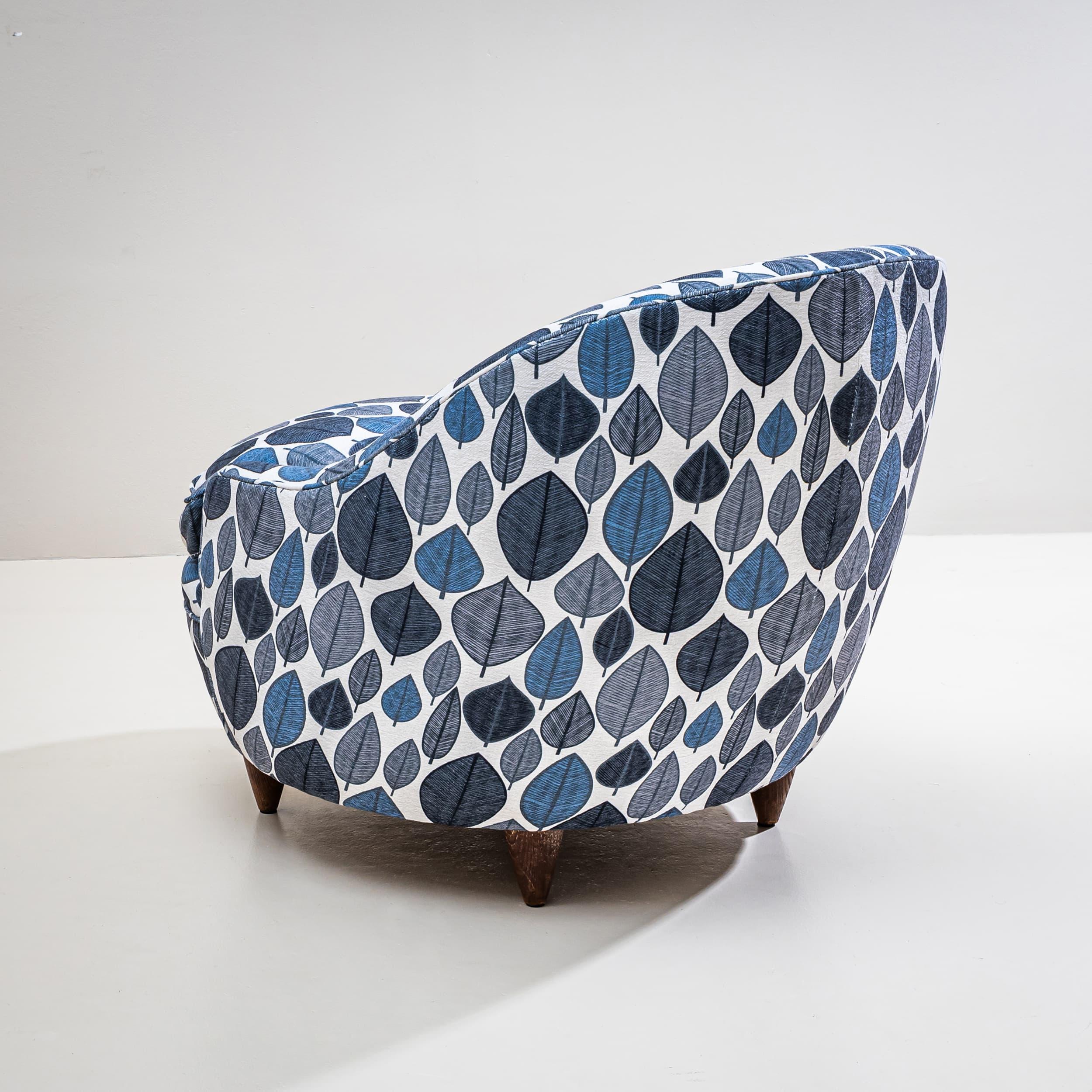 Tissu d'ameublement Deux fauteuils de Gio Ponti, Italie en vente