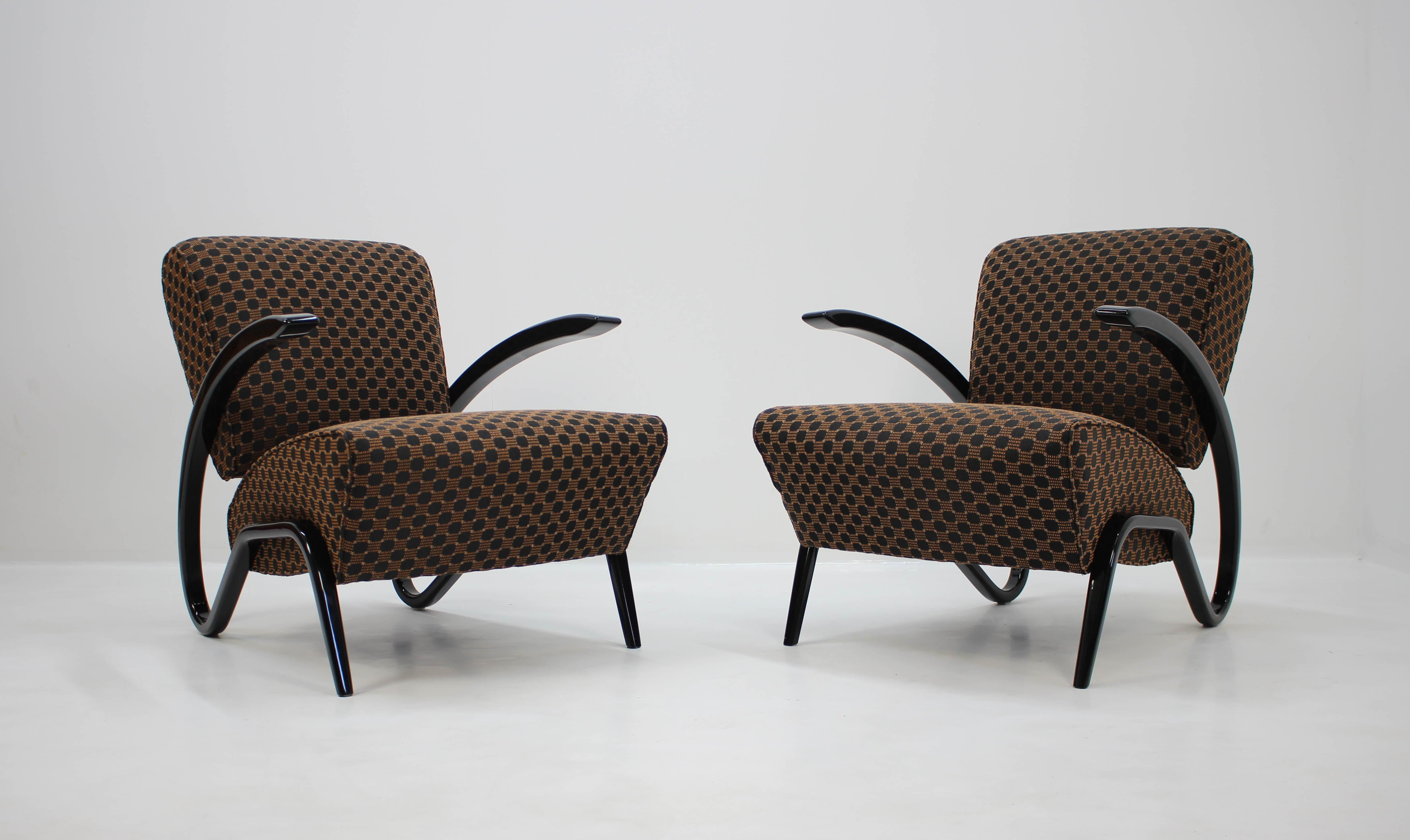 Two Armchairs H-275 by Jindrich Halabala, 1930s In Excellent Condition In Praha, CZ