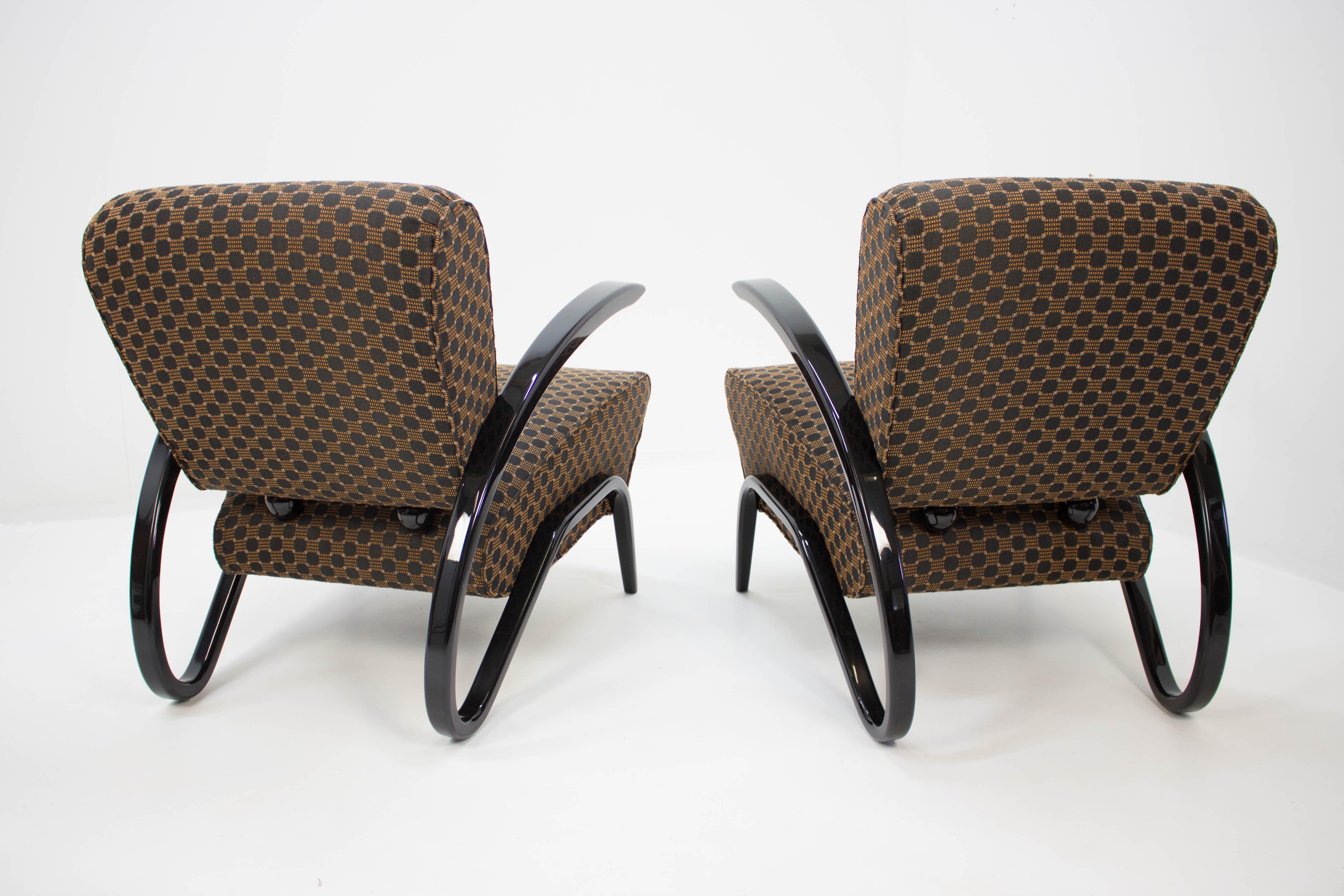 Bentwood Two Armchairs H-275 by Jindrich Halabala, 1930s