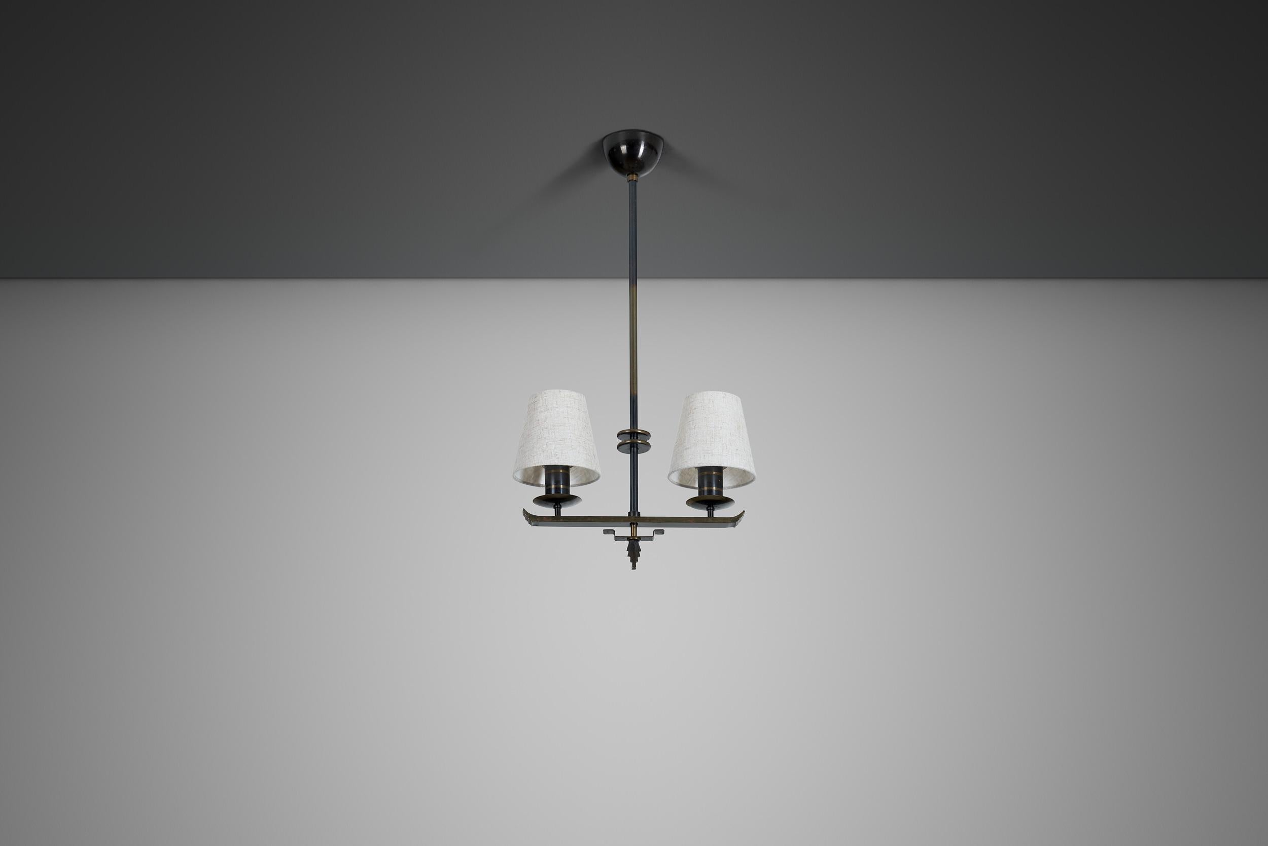 Bronzo Lampada a sospensione Art Deco a due braccia di ASEA, Svezia, anni '30 in vendita