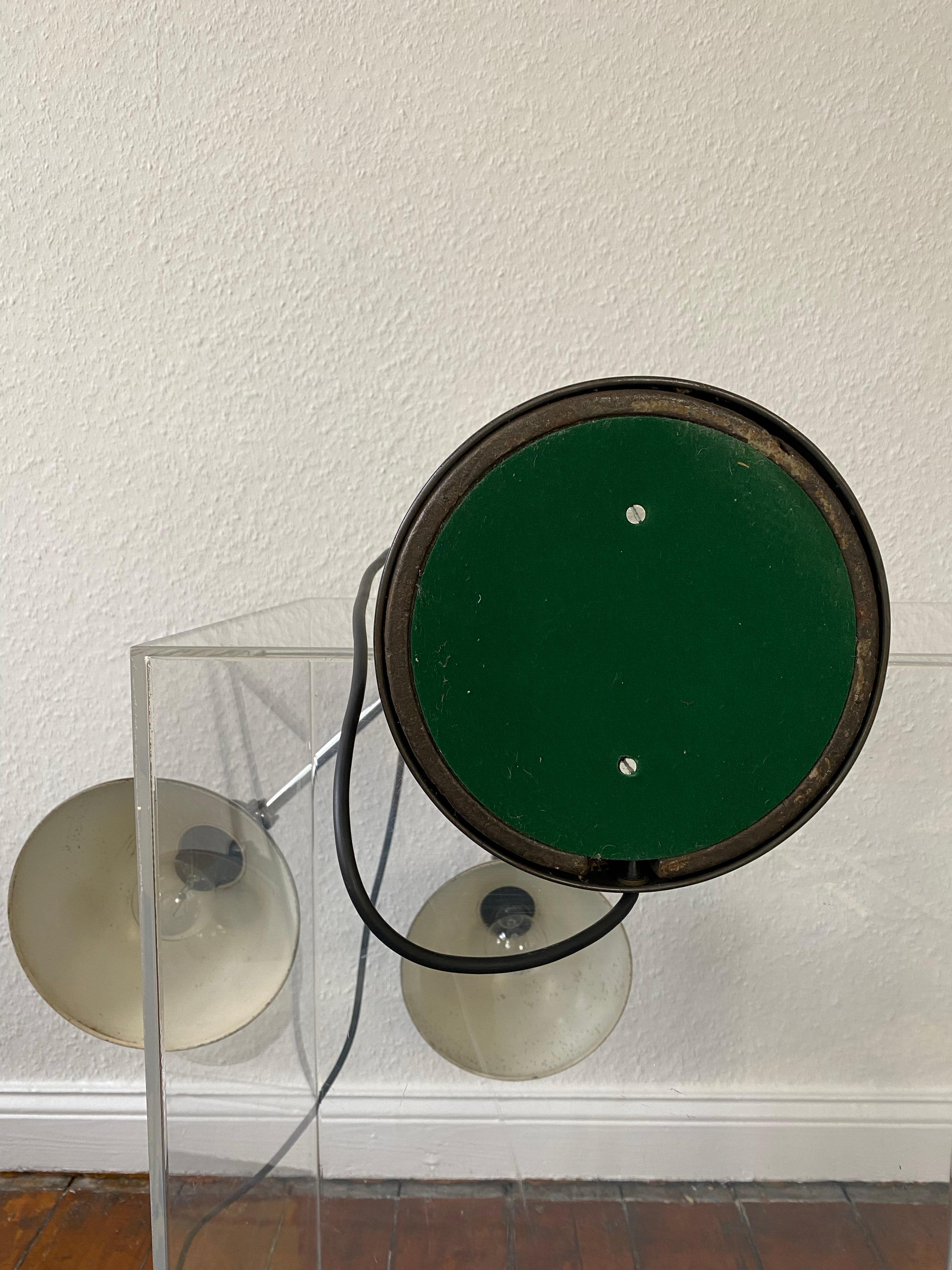 Lámpara de mesa Bauhaus de dos brazos 6660 Super de Christian Dell para Kaiser Idell Década de 1930 en venta 12