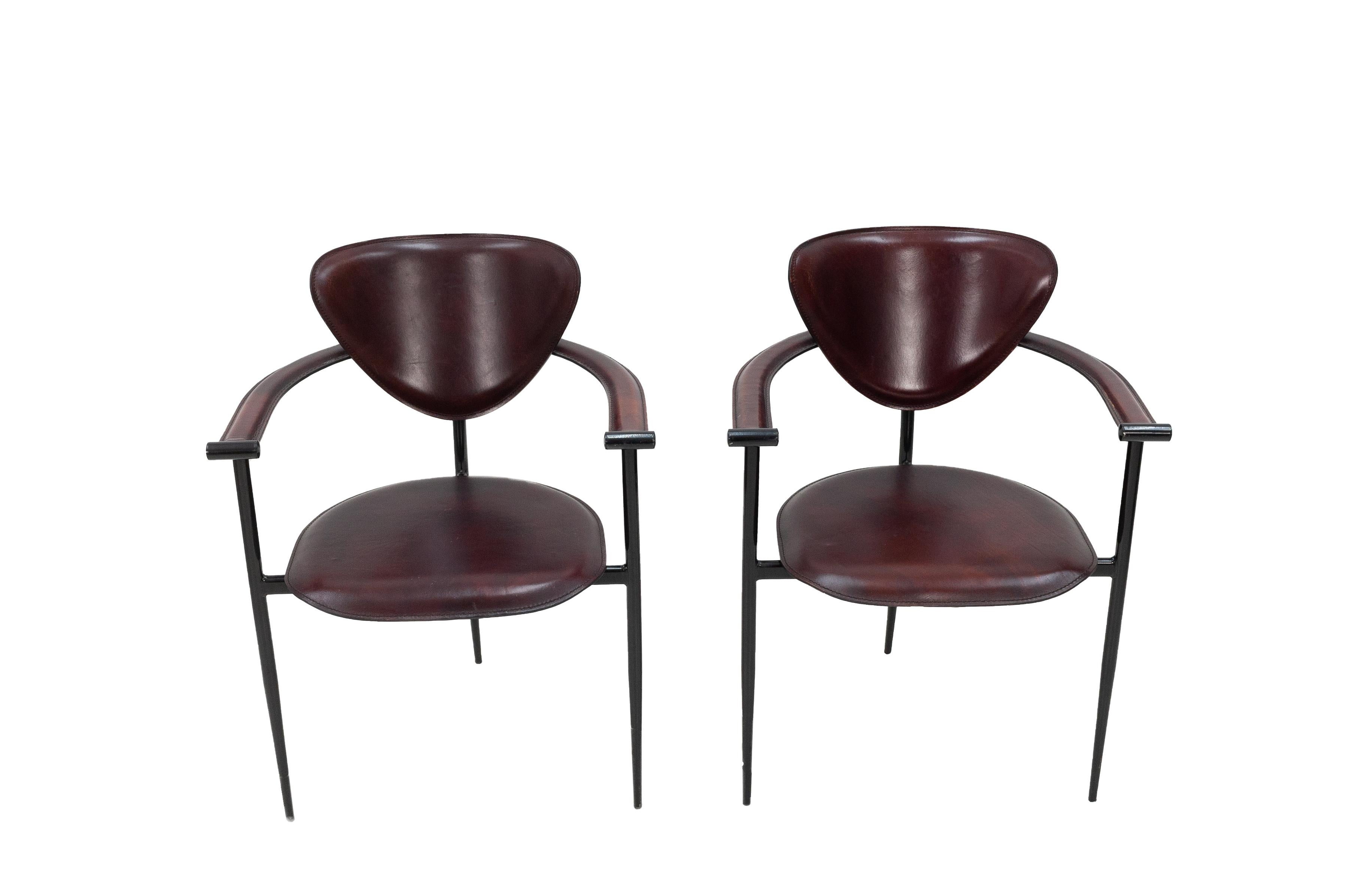Two Arrben Stiletto Armchairs in Black Cherry Leather, 1970s In Good Condition In Den Haag, NL
