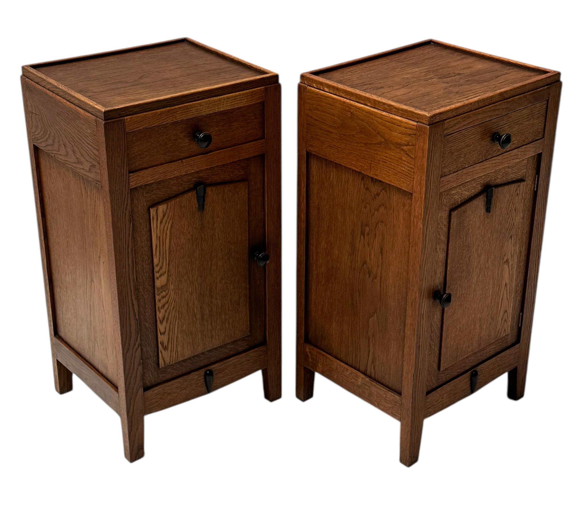 Two Art Deco Amsterdamse School Nightstands or Bedside Tables, 1920s For Sale 7