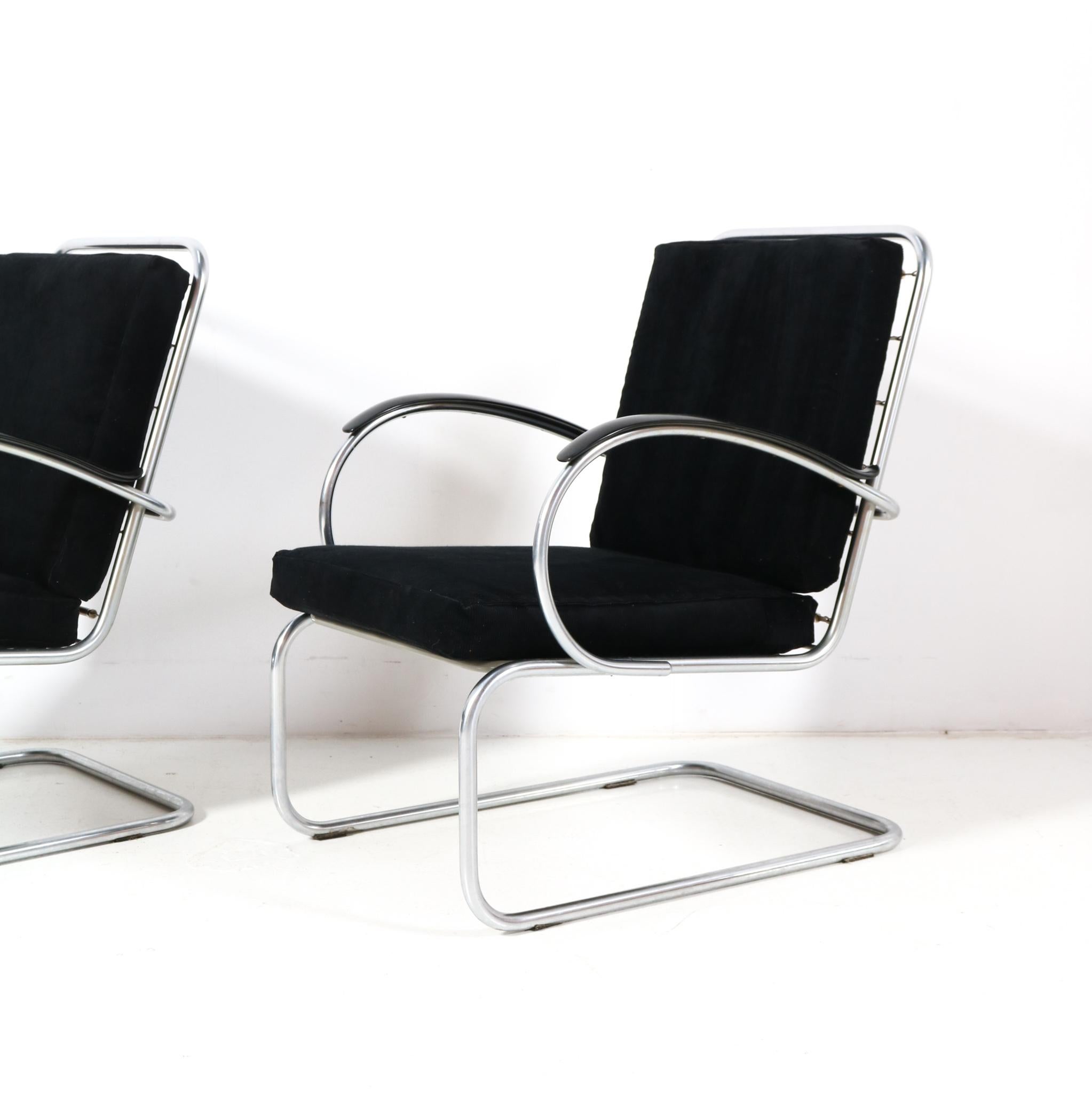 Métal Deux chaises longues Art Déco Bauhaus modèle 409 de W.H. Gispen pour Gispen, années 1930 en vente