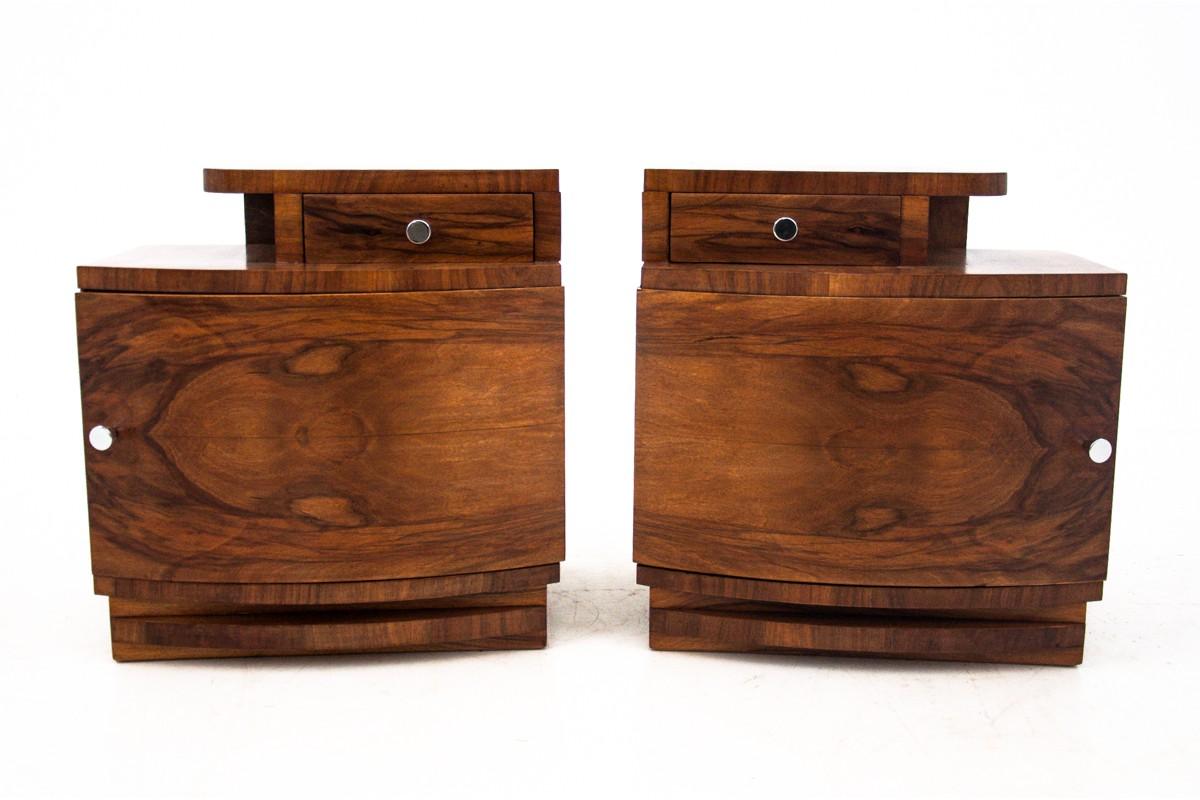A set of Art Deco bedside tables from the mid-20th century. Furniture in very good condition, after professional renovation.
