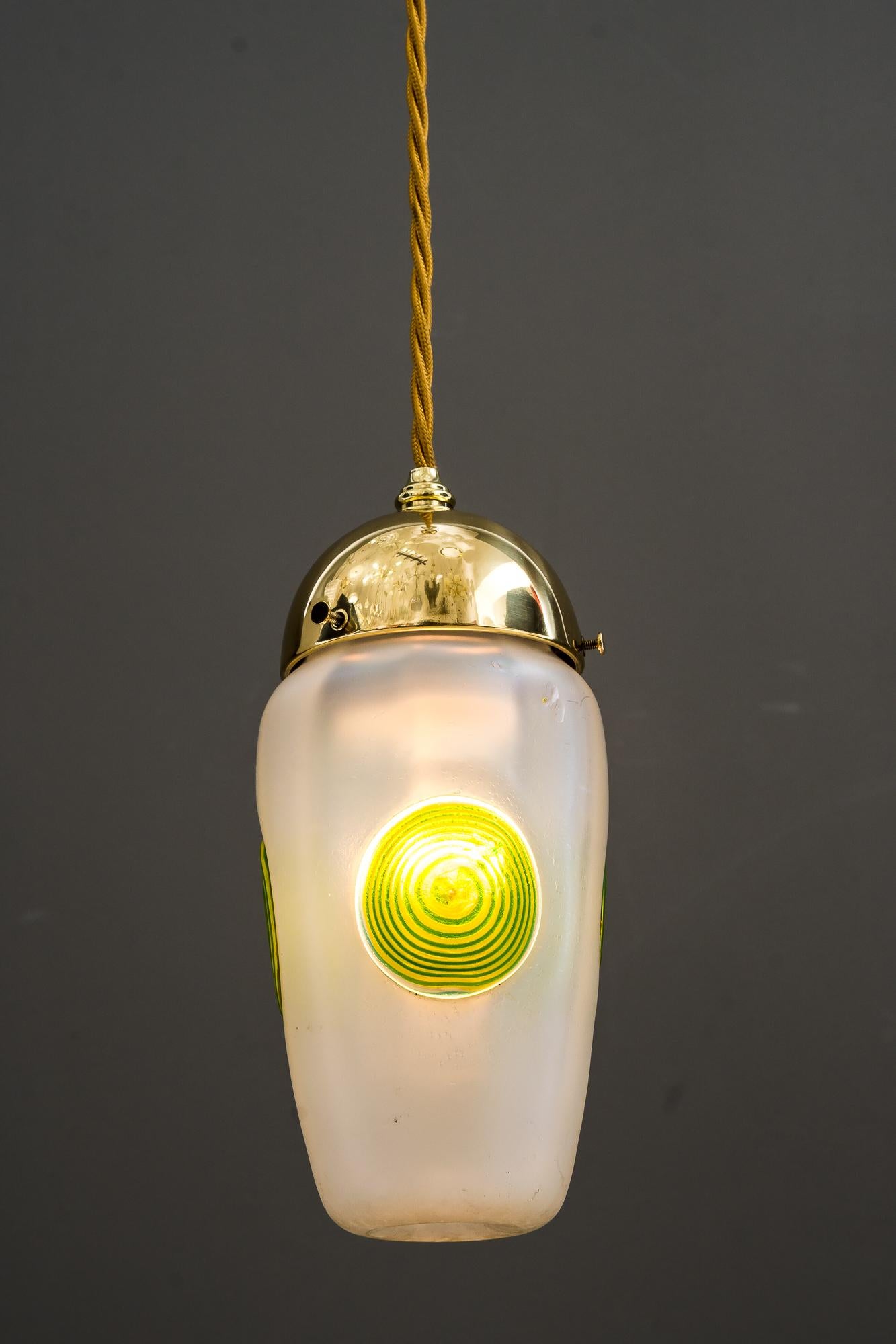 Due lampade a sospensione Art Déco con bicchieri originali, Vienna, 1920 circa in vendita 5