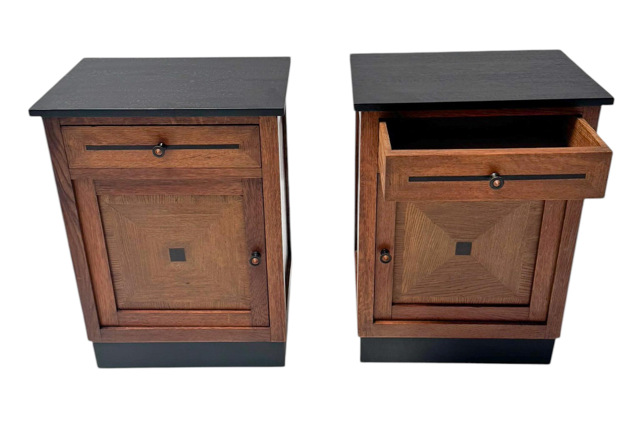 Two Art Deco Modernist Nightstands or Bedside Tables, 1920s For Sale 5