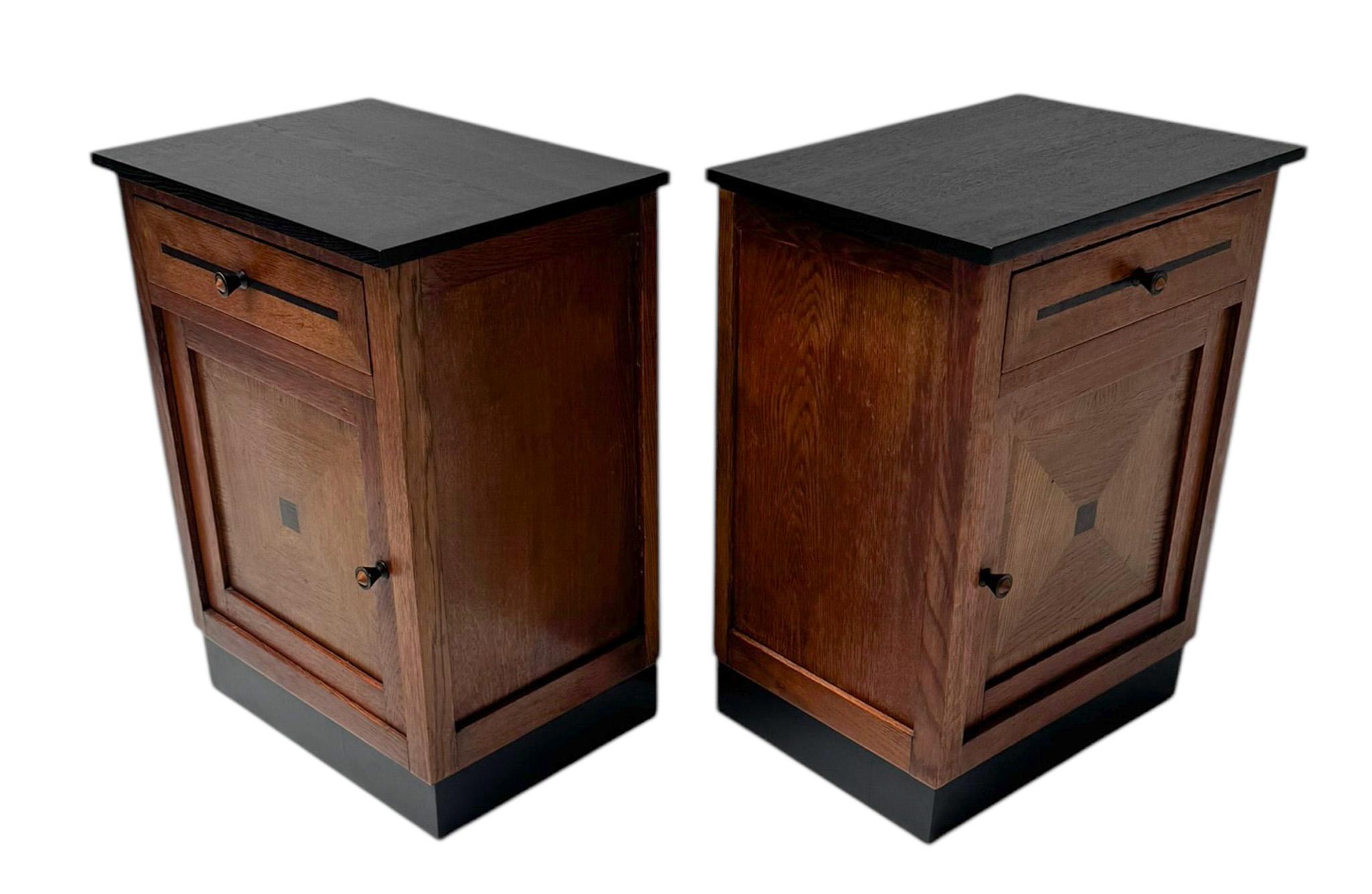 Two Art Deco Modernist Nightstands or Bedside Tables, 1920s For Sale 2
